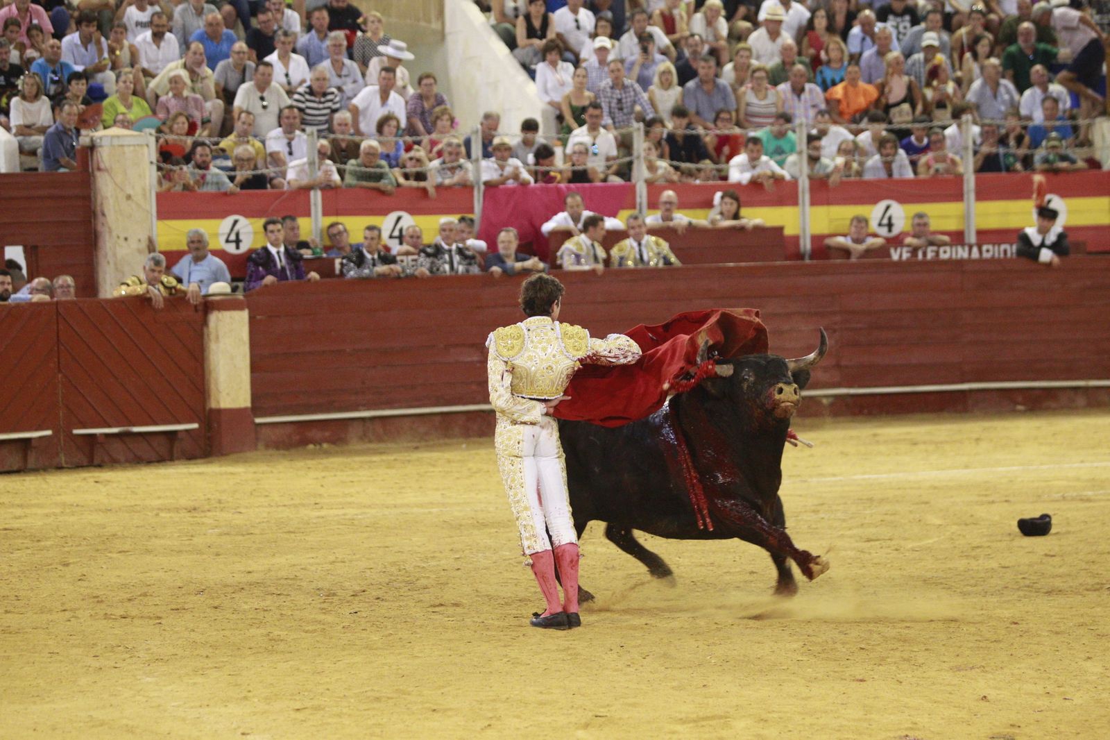 Imágenes del triunfo del torero almeriense Jorge Martínez el día de su alternativa