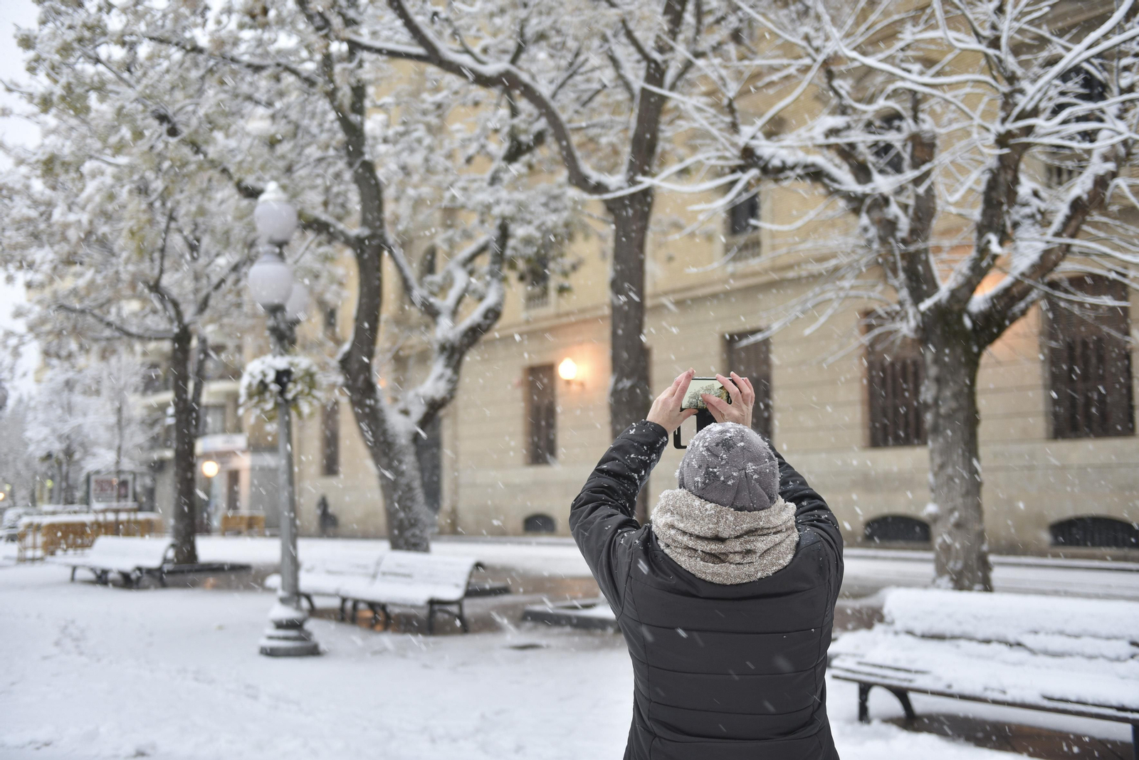 El segundo día del temporal 'Filomena' en imágenes: más nieve y caos