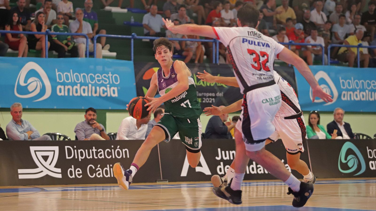 Las mejores fotos del Unicaja - CB Granada en La Línea