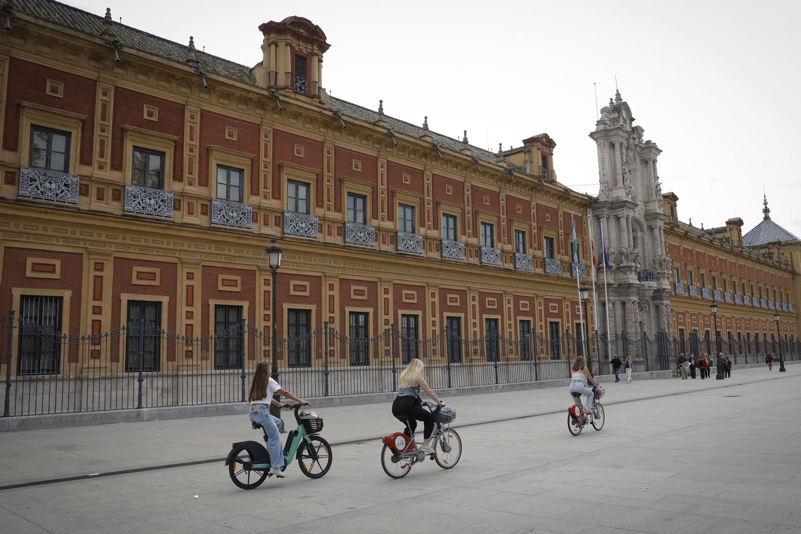 La fachada principal de San Telmo.