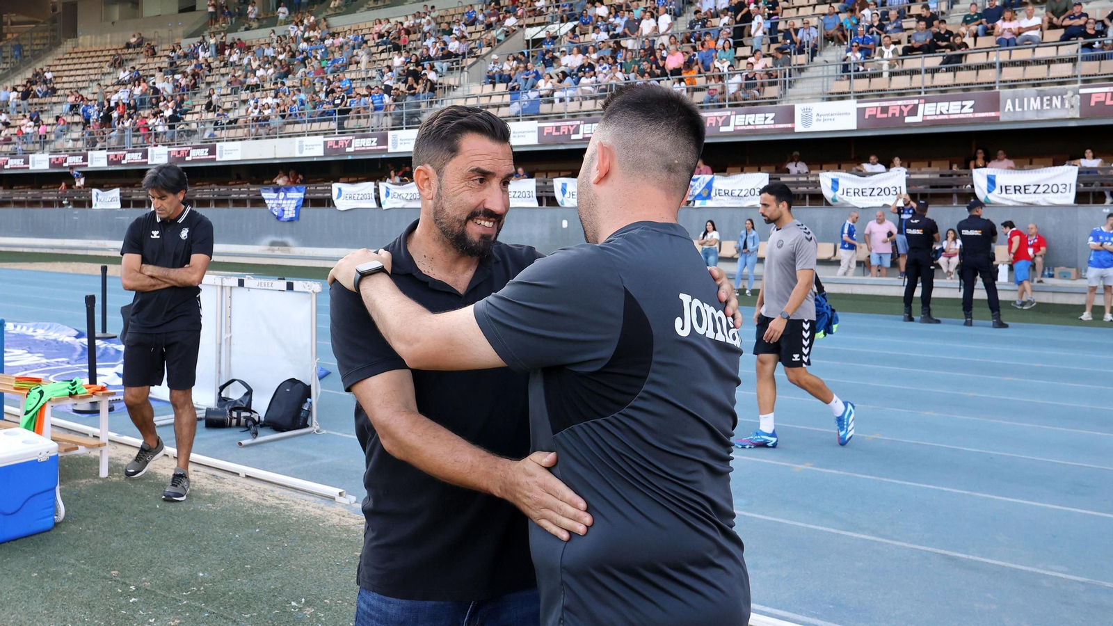 Imágenes del Xerez DFC contra el Águlas FC en Chapín