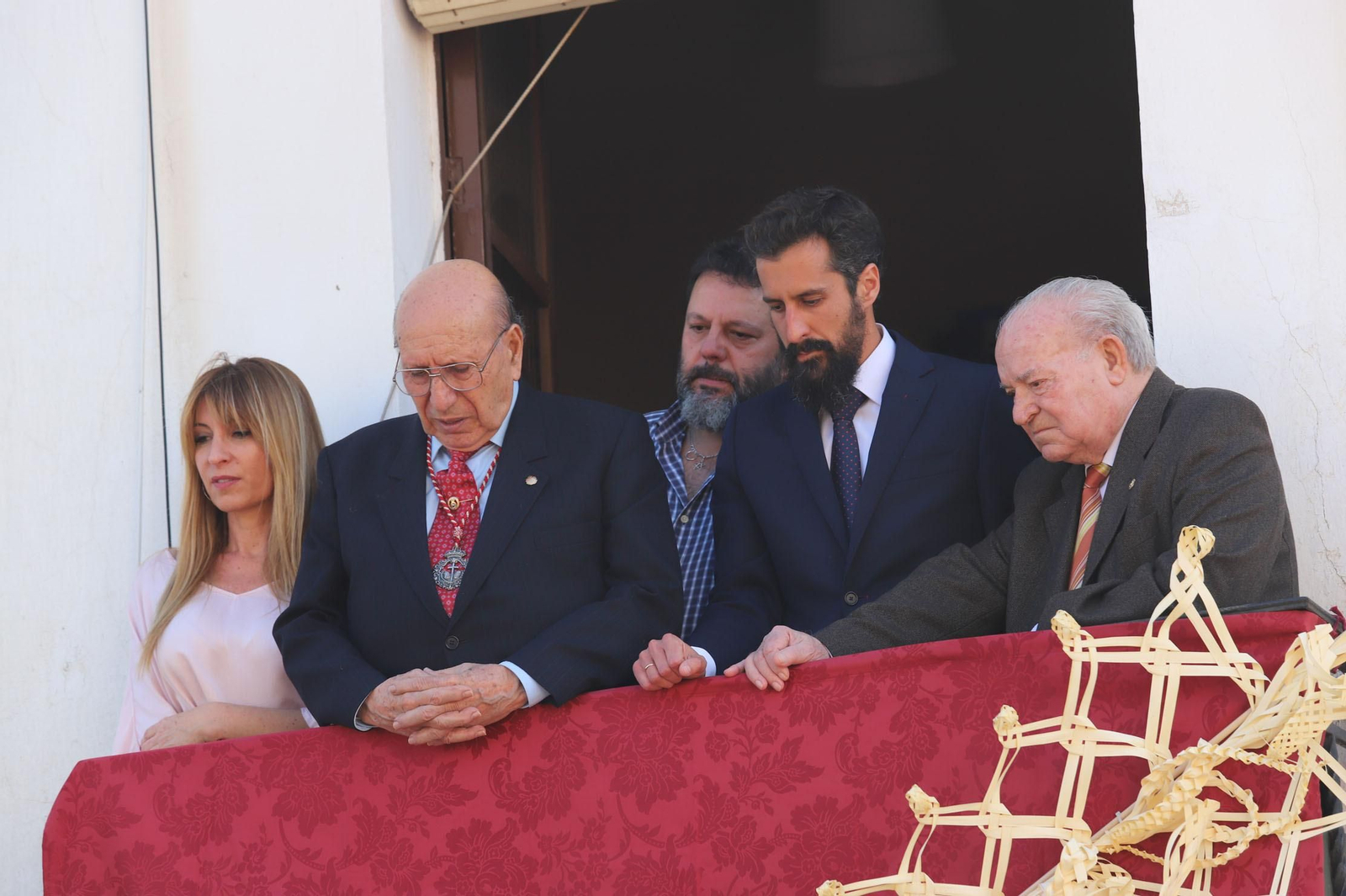 Imágenes del recorrido de la Borriquita  por las calles de Huelva