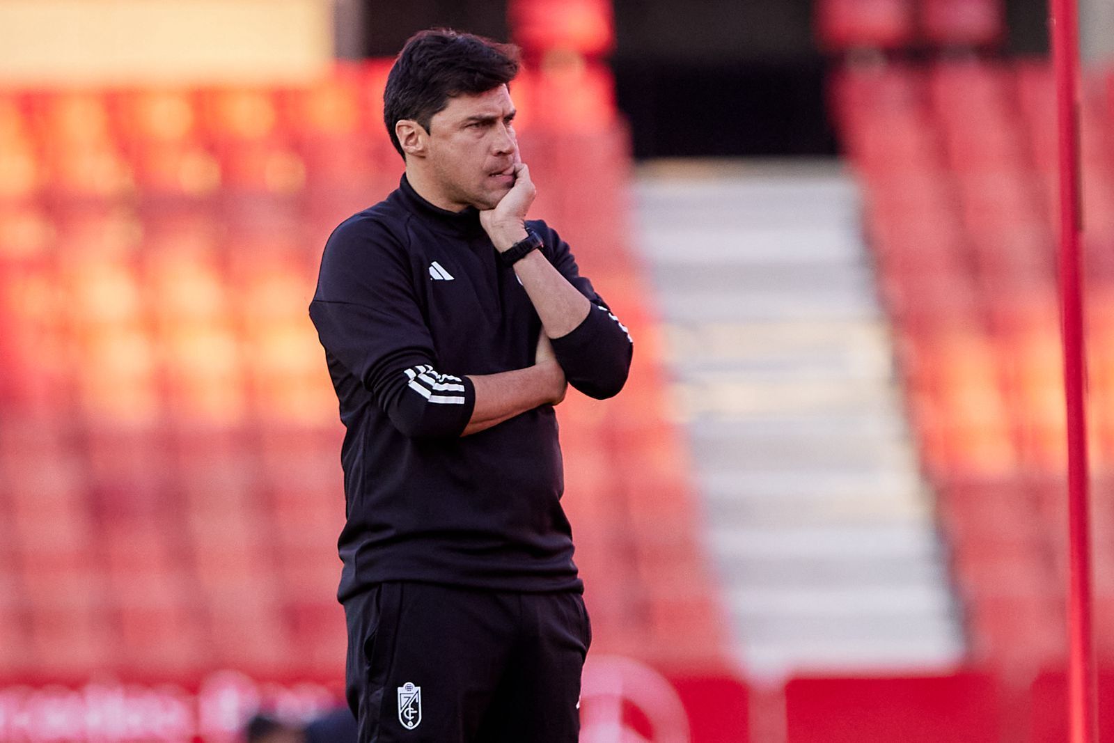 Las primeras imágenes del nuevo entrenador del Granada CF