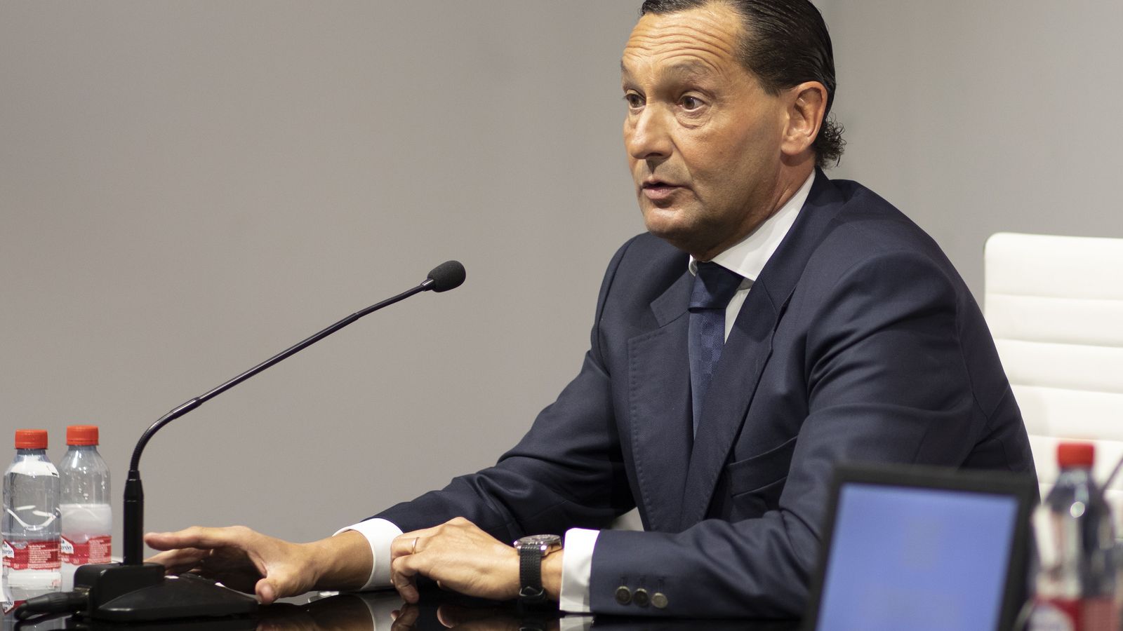 Alfredo García Amado durante su presentación.