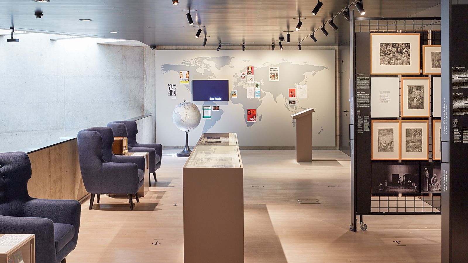 Interior del Centro Dürrenmatt-Neuchâtel, erigido sobre la que fue casa del artista suizo