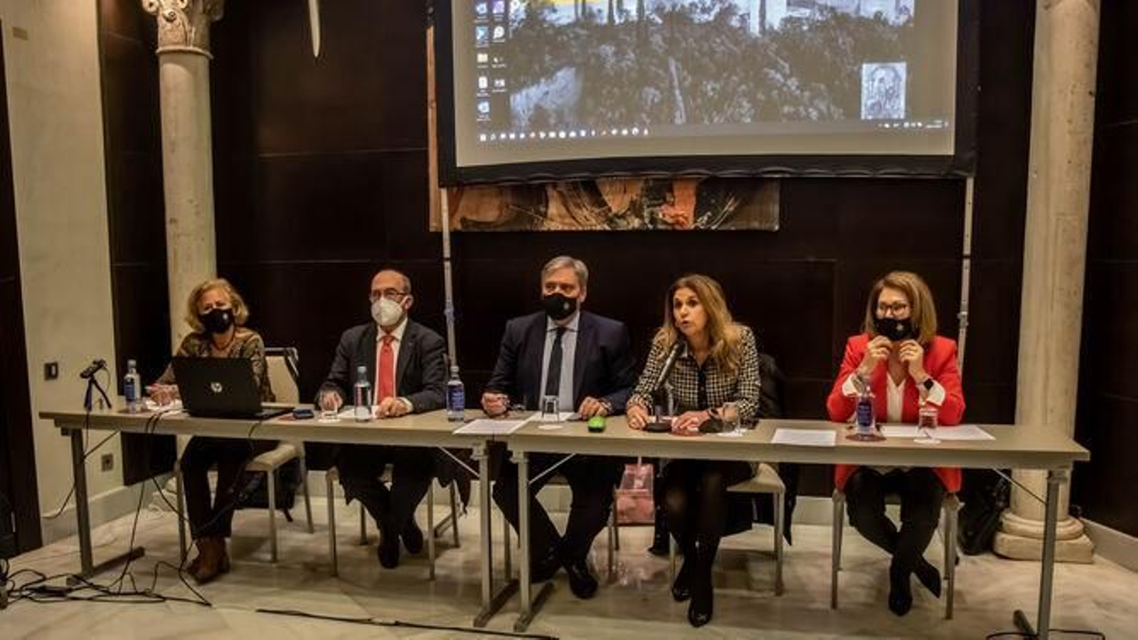 Fracaso del Granadexit: el partido que buscaba la salida de Andalucía obtiene un 0,3% del voto en Granada Fracaso del Granadexit: el partido que buscaba la salida de Andalucía obtiene un 0,3% del voto en Granada