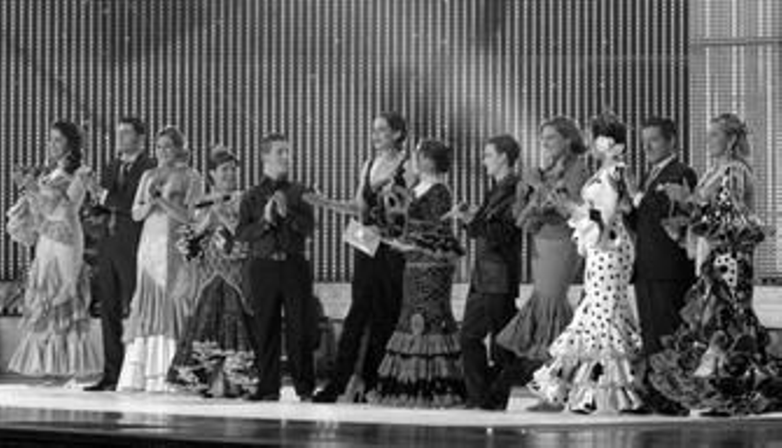 Varios de los concursantes de la segunda edición del programa 'Se llama copla', presentado por Eva González, que será también quien conduzca la gala del 22 de mayo.