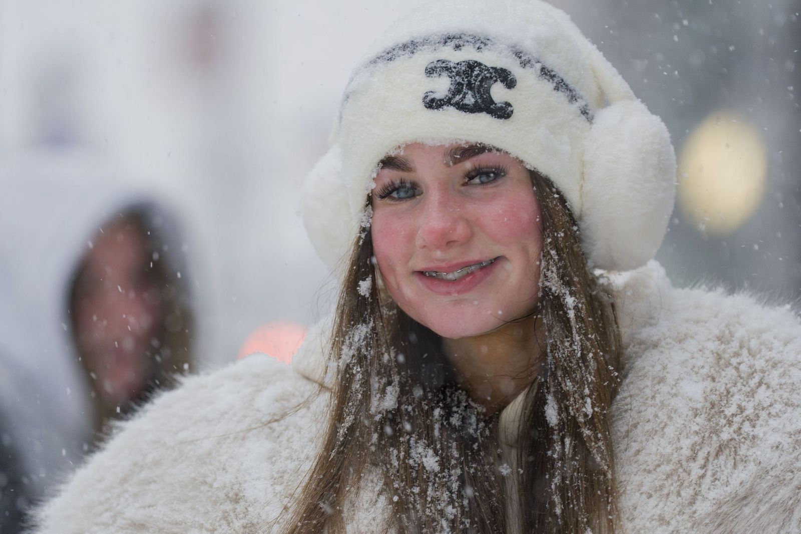Las gélidas y blancas imágenes que deja la tormenta monstruosa en los EEUU