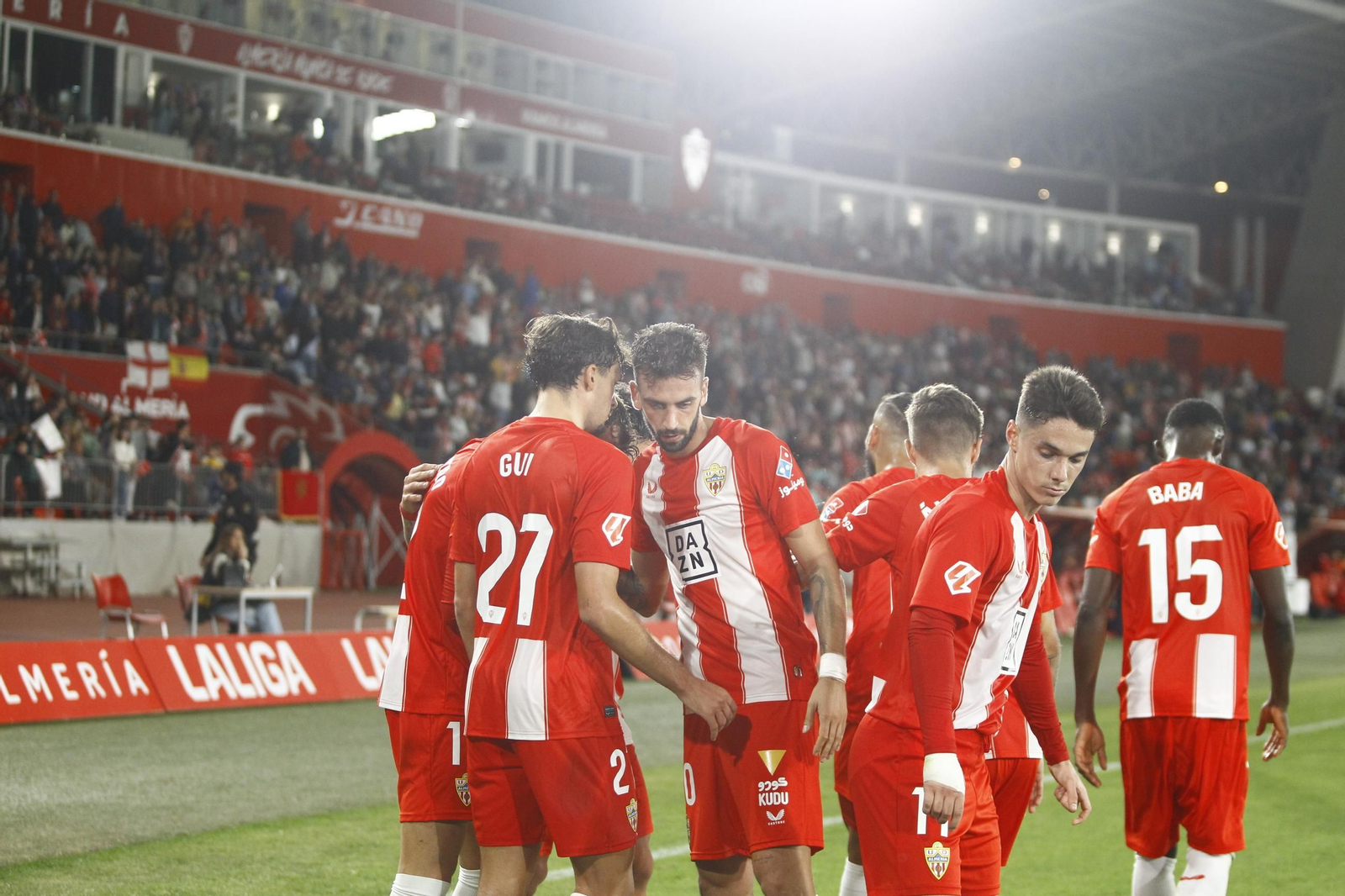 El partido U.D. Almería-Deportivo de La Coruña, en imágenes