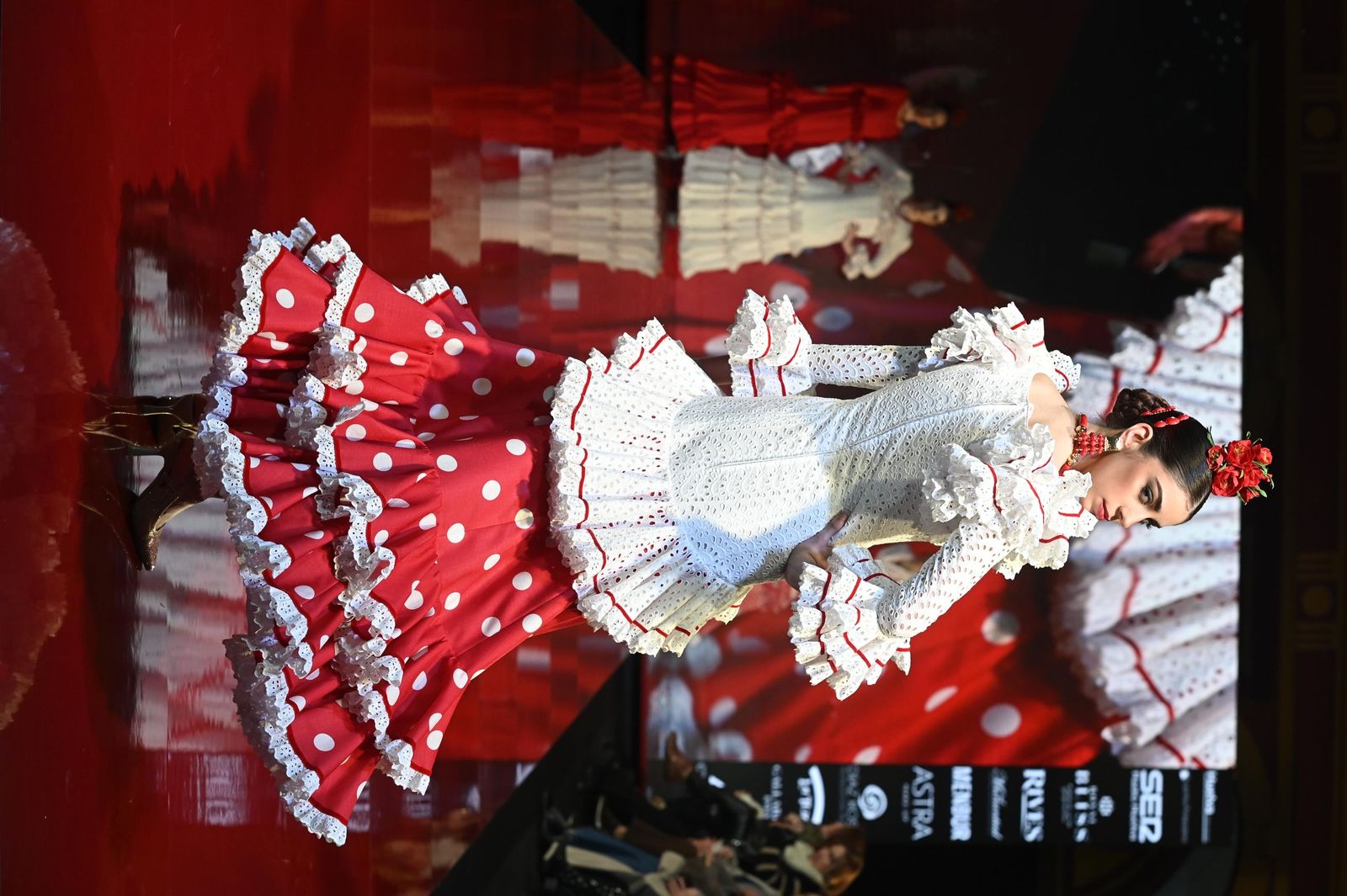 Huelva Flamenca 2026: Desfile de Raquel Muñoz