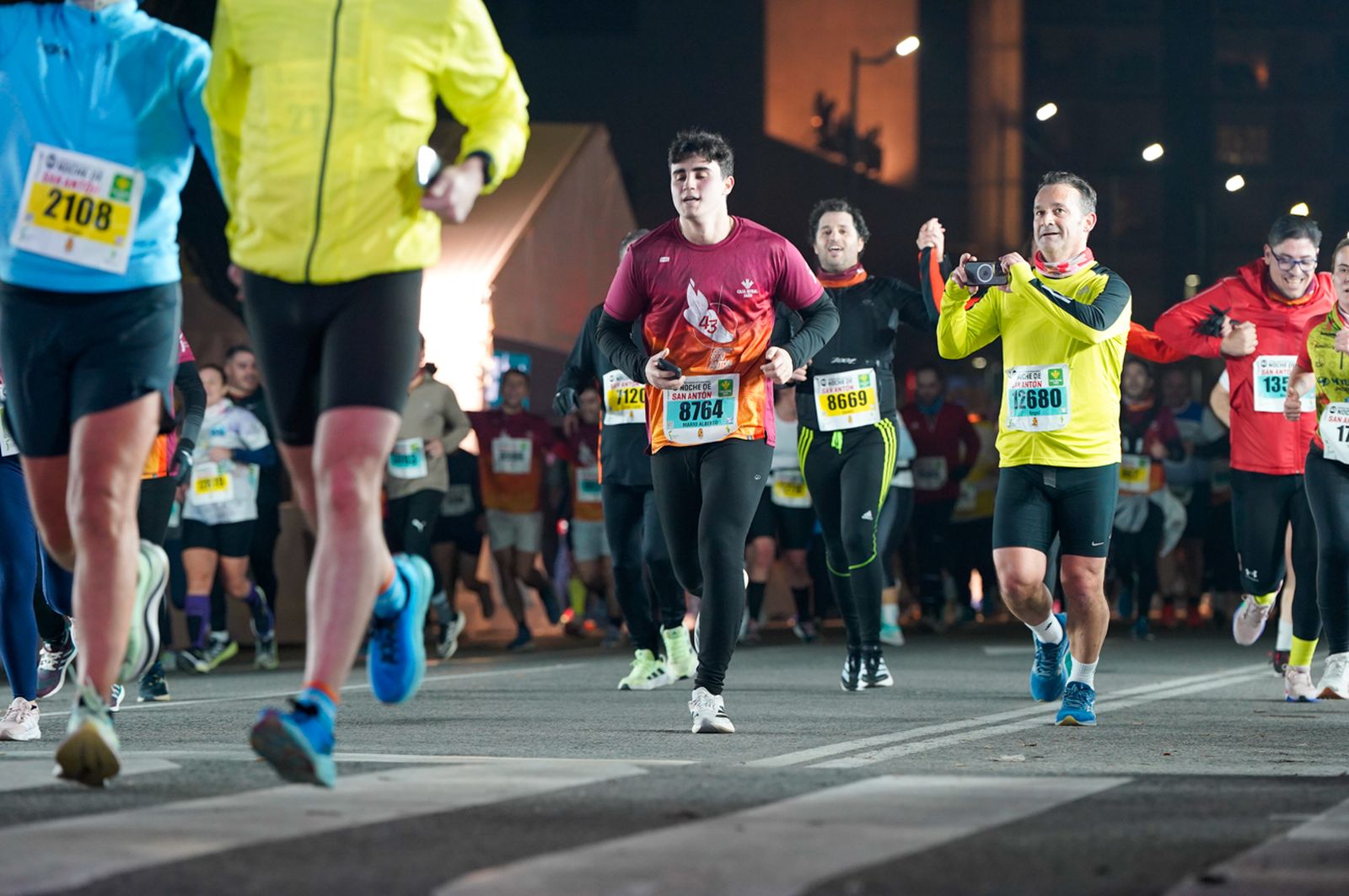 En imágenes: búscate en tu llegada a meta de la Carrera de San Antón 2026 (14)