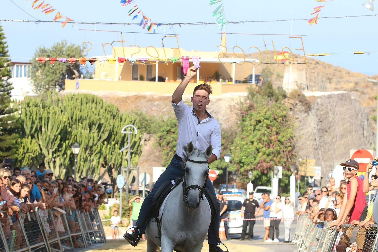 Fotogalería de la carrera de cintas a caballo en Mojácar