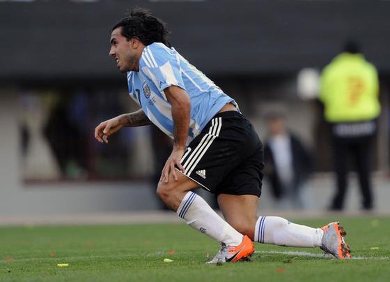 España cae goleada ante Argentina en el Monumental de Buenos Aires. / AFP