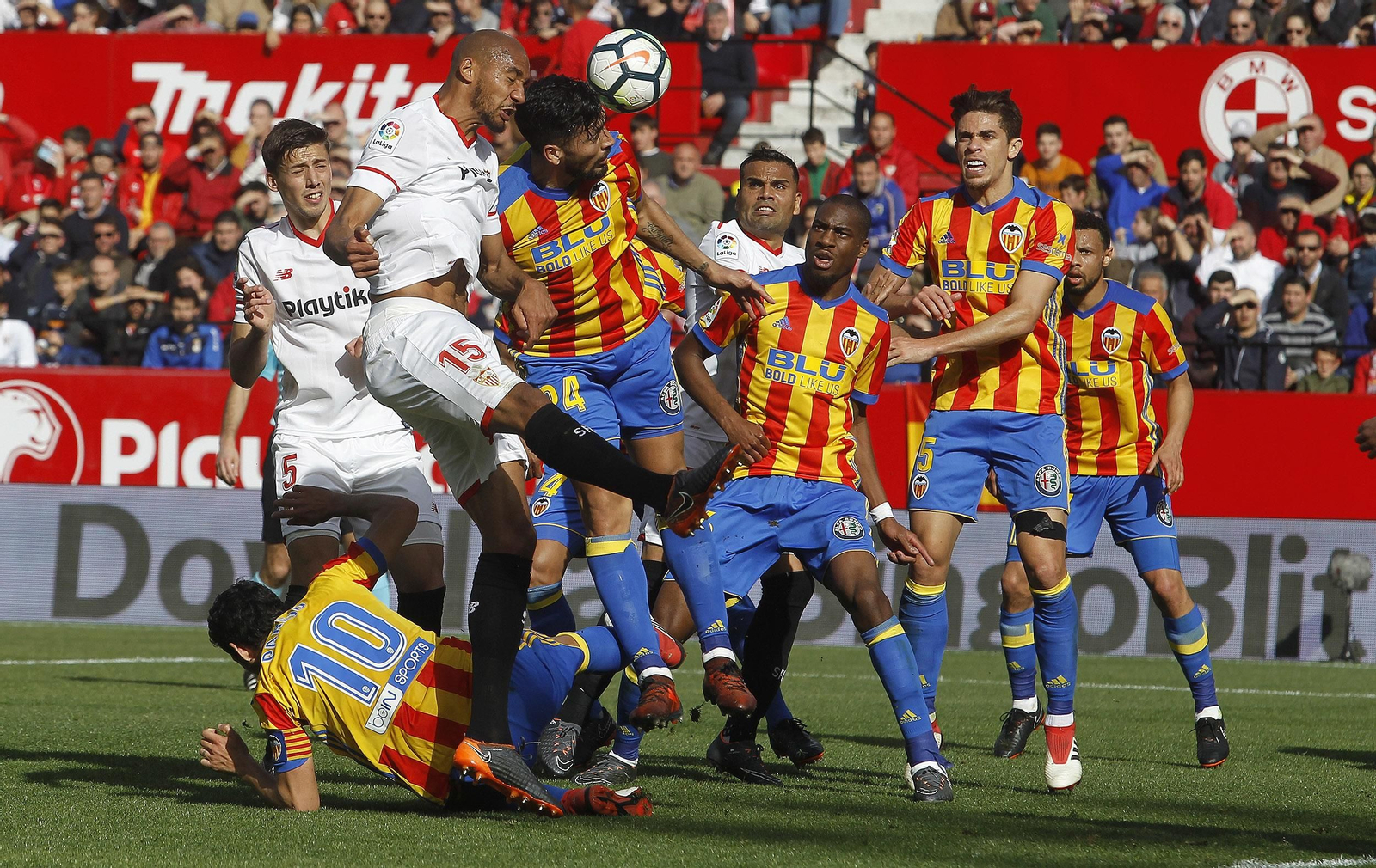 El Sevilla FC-Valencia, en imágenes