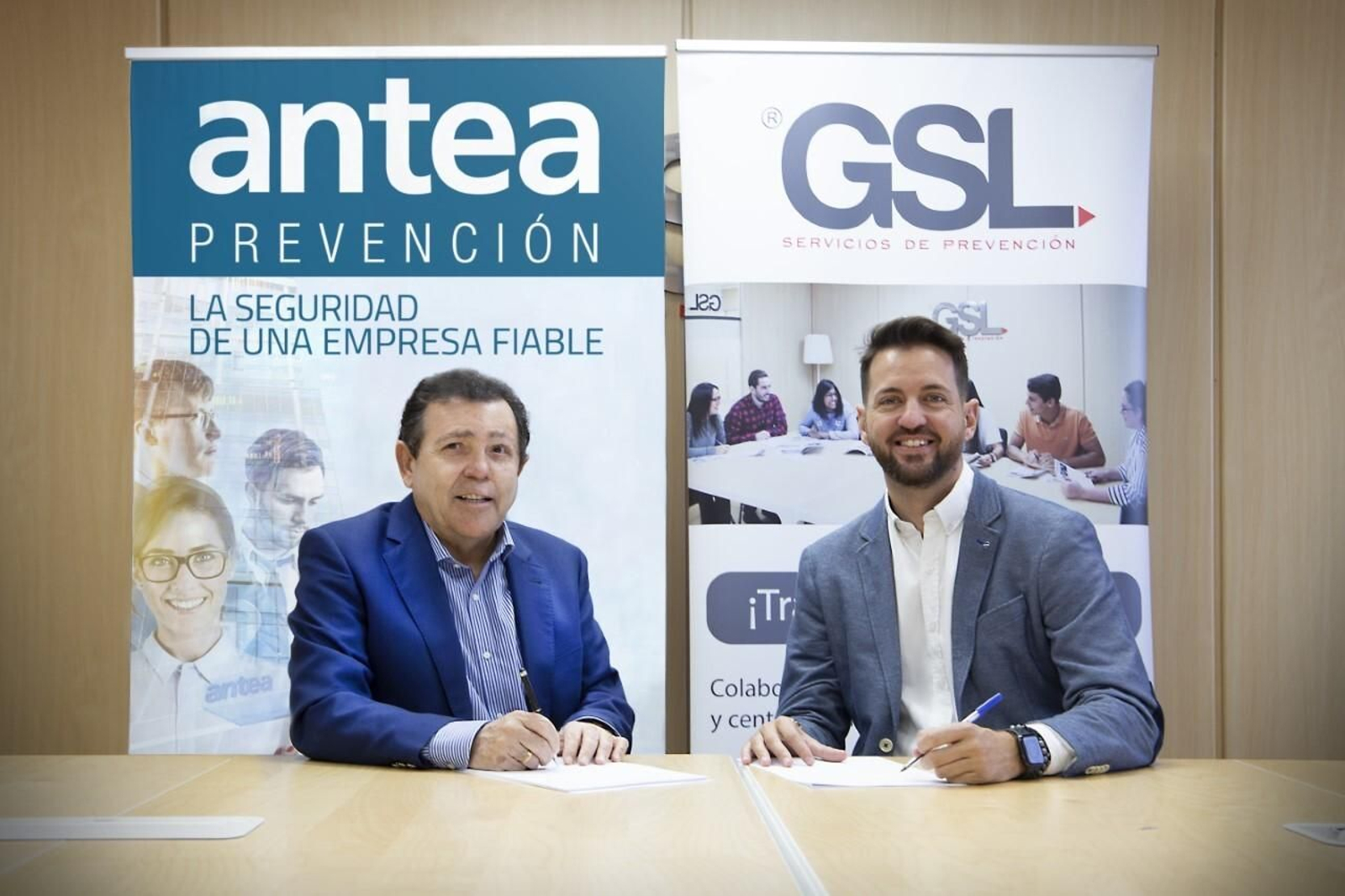 Joaquín Caro Ledesma, director general de Antea y David Muñoz, director general de GSL.