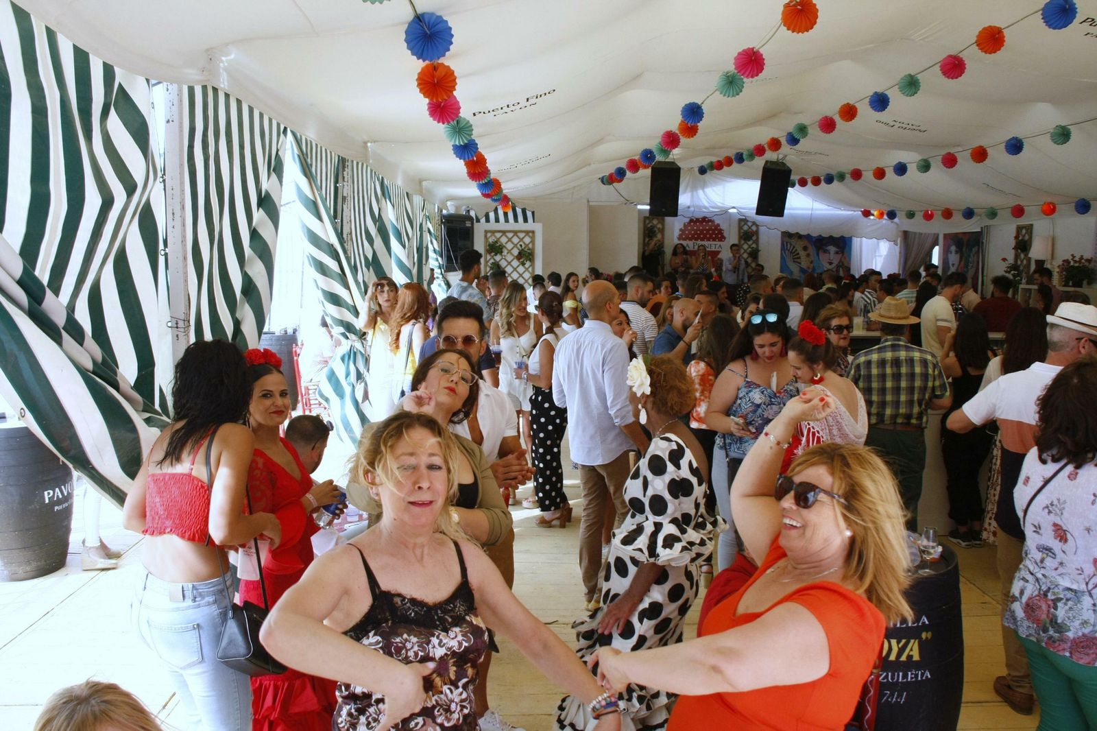 Arte y alegría en una jornada memorable para la Feria de El Puerto.