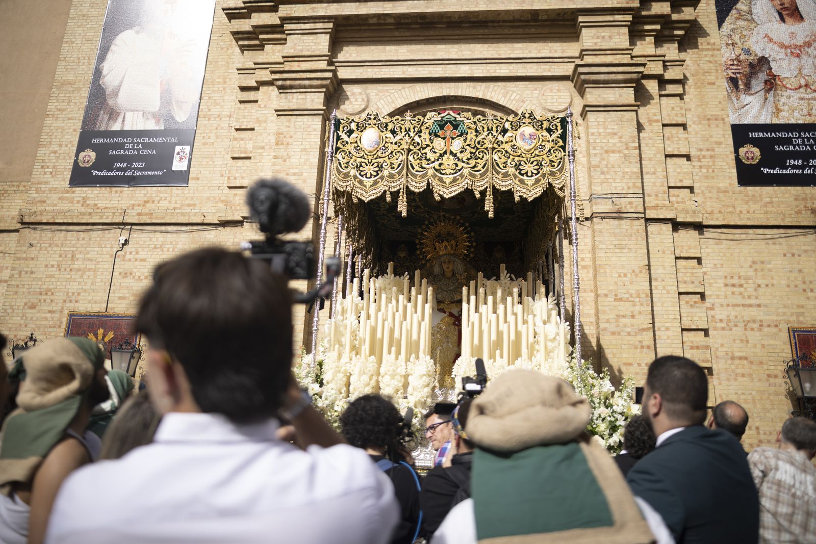 Lunes Santo: Tres Caídas en Huelva, en imágenes