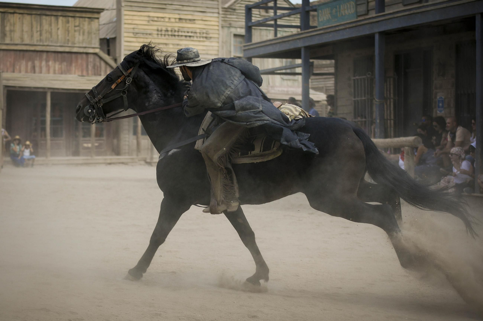 Entrega premio "Spirit of the West" al director Lisandro Alonso