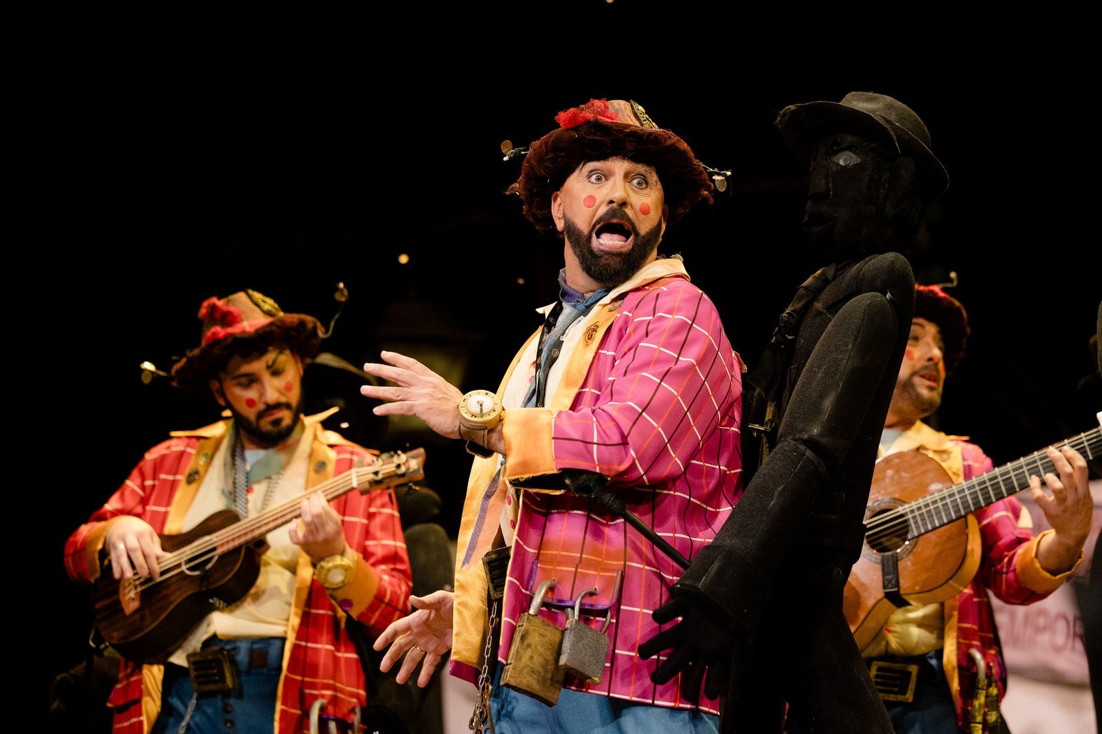 Búscate entre las mejores imágenes de la quinta sesión de cuartos de final del COAC 2026