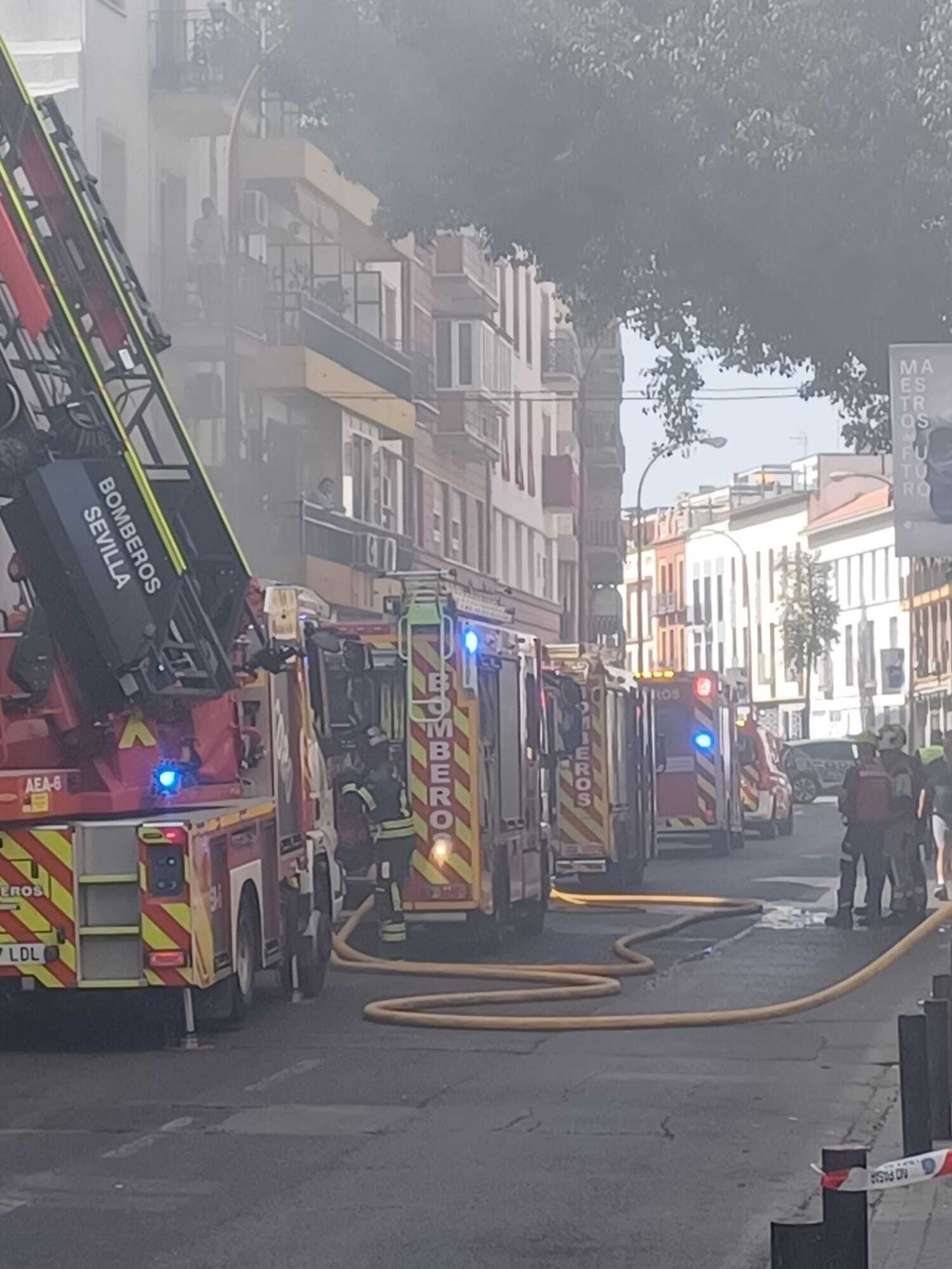 Incendio en la cocina el bar Las Golondrinas de Triana