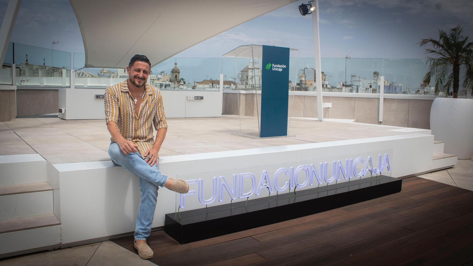El cantaor gaditano David Palomar en el nuevo espacio terraza de la Fundación Unicaja. El cantaor gaditano David Palomar en el nuevo espacio terraza de la Fundación Unicaja.