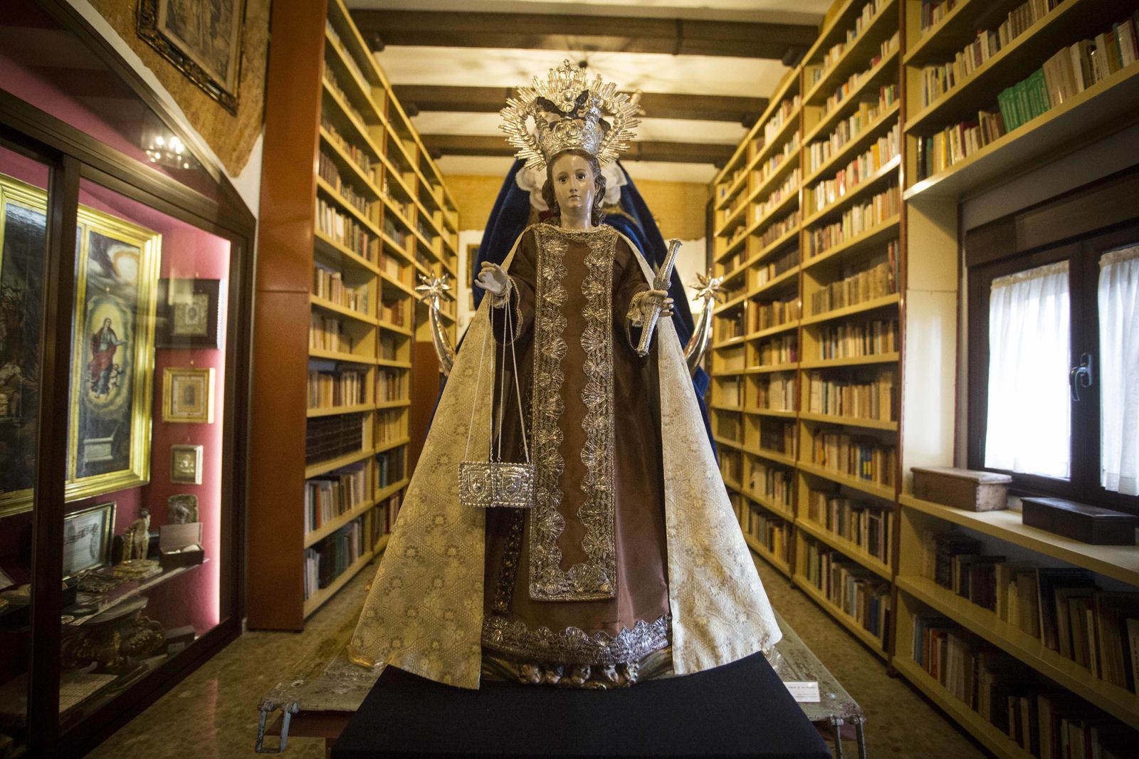 La Virgen del Carmen atribuida a Francisco Salzillo, en el convento sevillano del Santo Ángel.