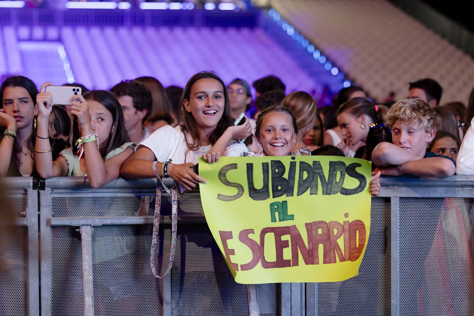 Búscate en las imágenes del concierto de Taburete en Concert Music Festival