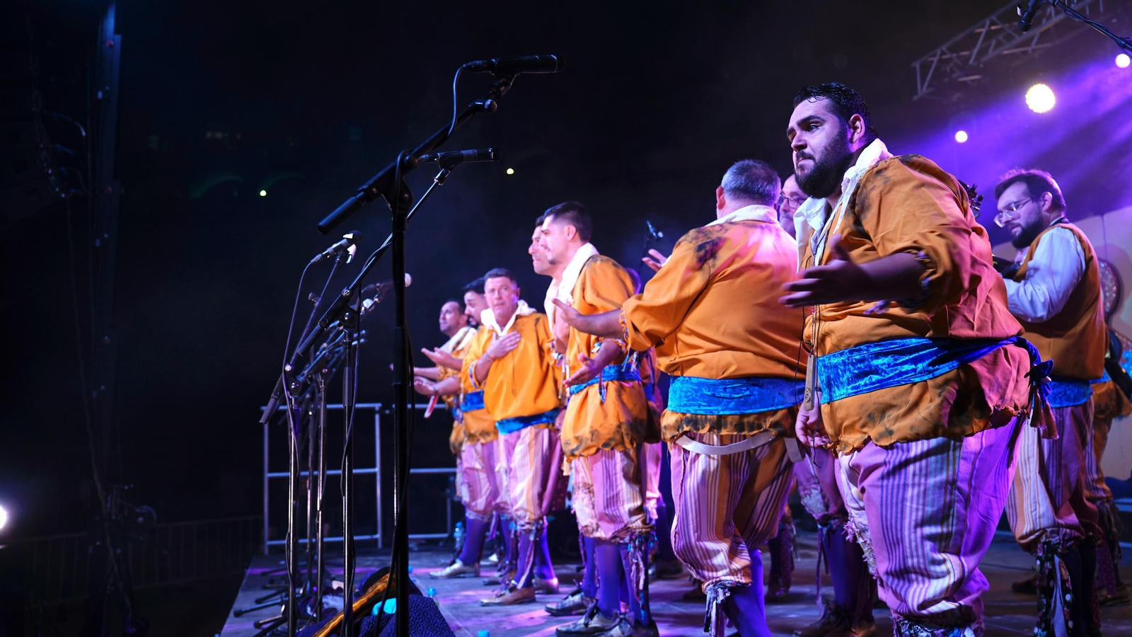 Las fotos de la Noche Carnavalesca en Algeciras