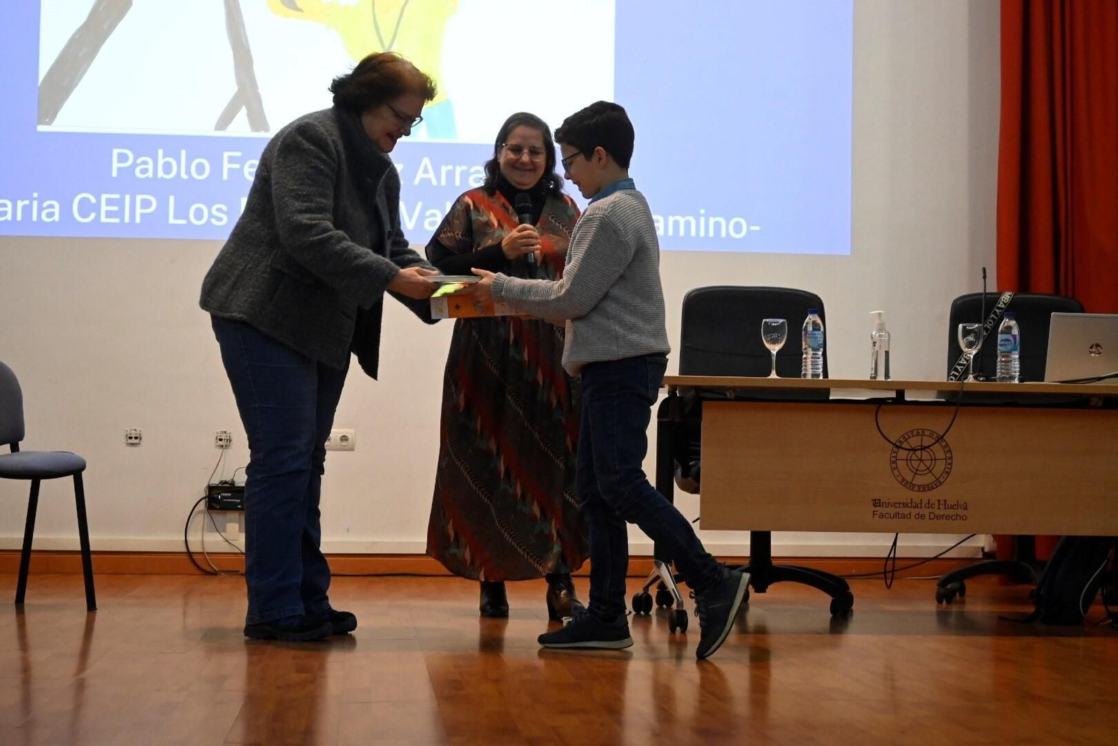 Las mejores imágenes del Día de la Mujer y la Niña en la Ciencia en la UHU