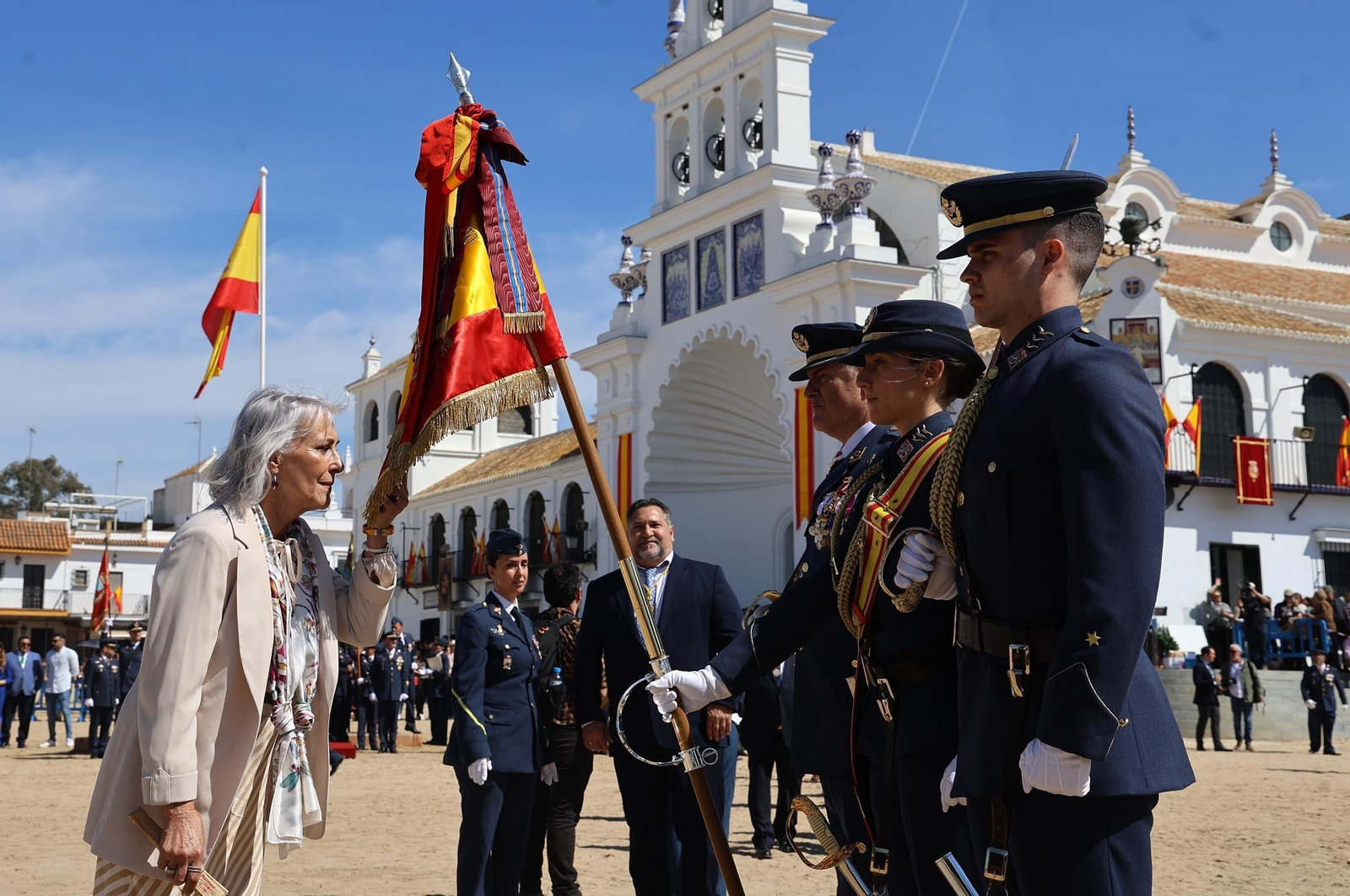 Imágenes del acto de Juramento o Promesa de Fidelidad a la Bandera Nacional en El Rocío