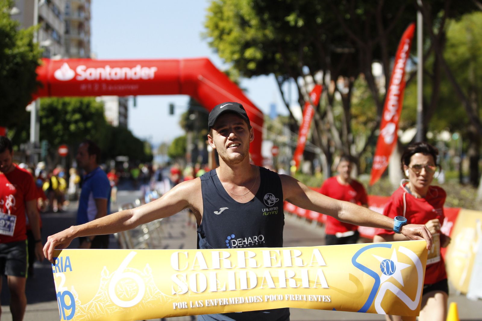 Fotogalería carrera atletismo popular enfermedades poco frecuentes. La Salle Almería