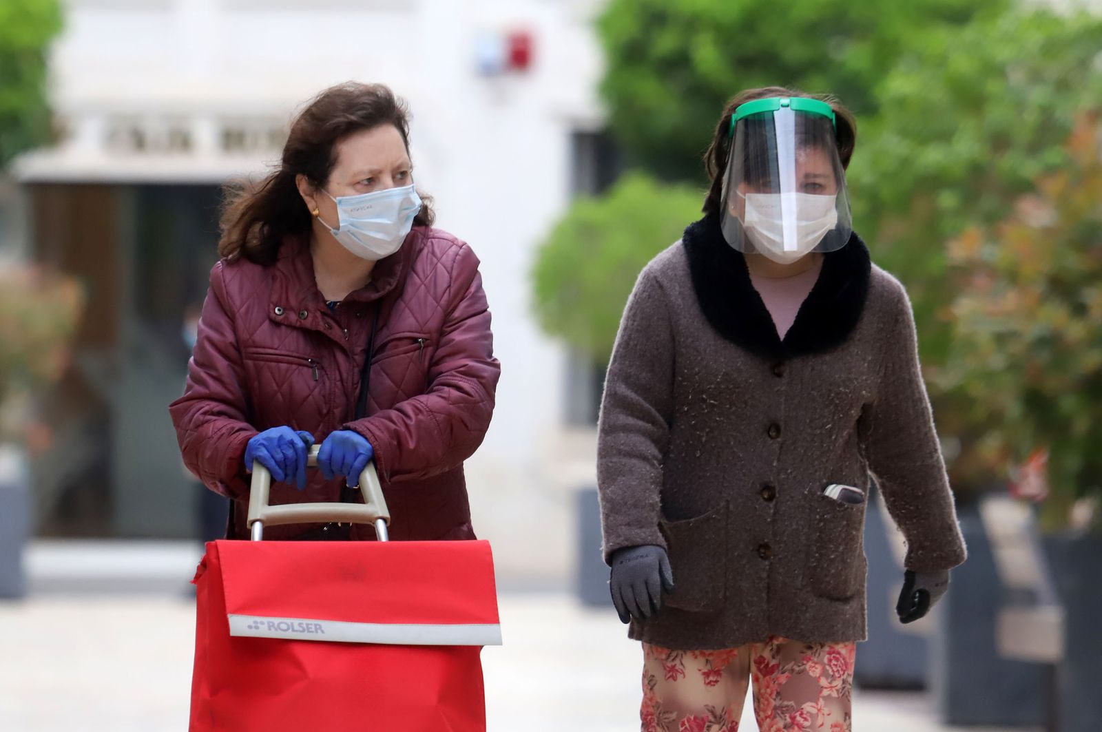 Imágenes del uso de la mascarilla para prevenir el contagio por coronavirus