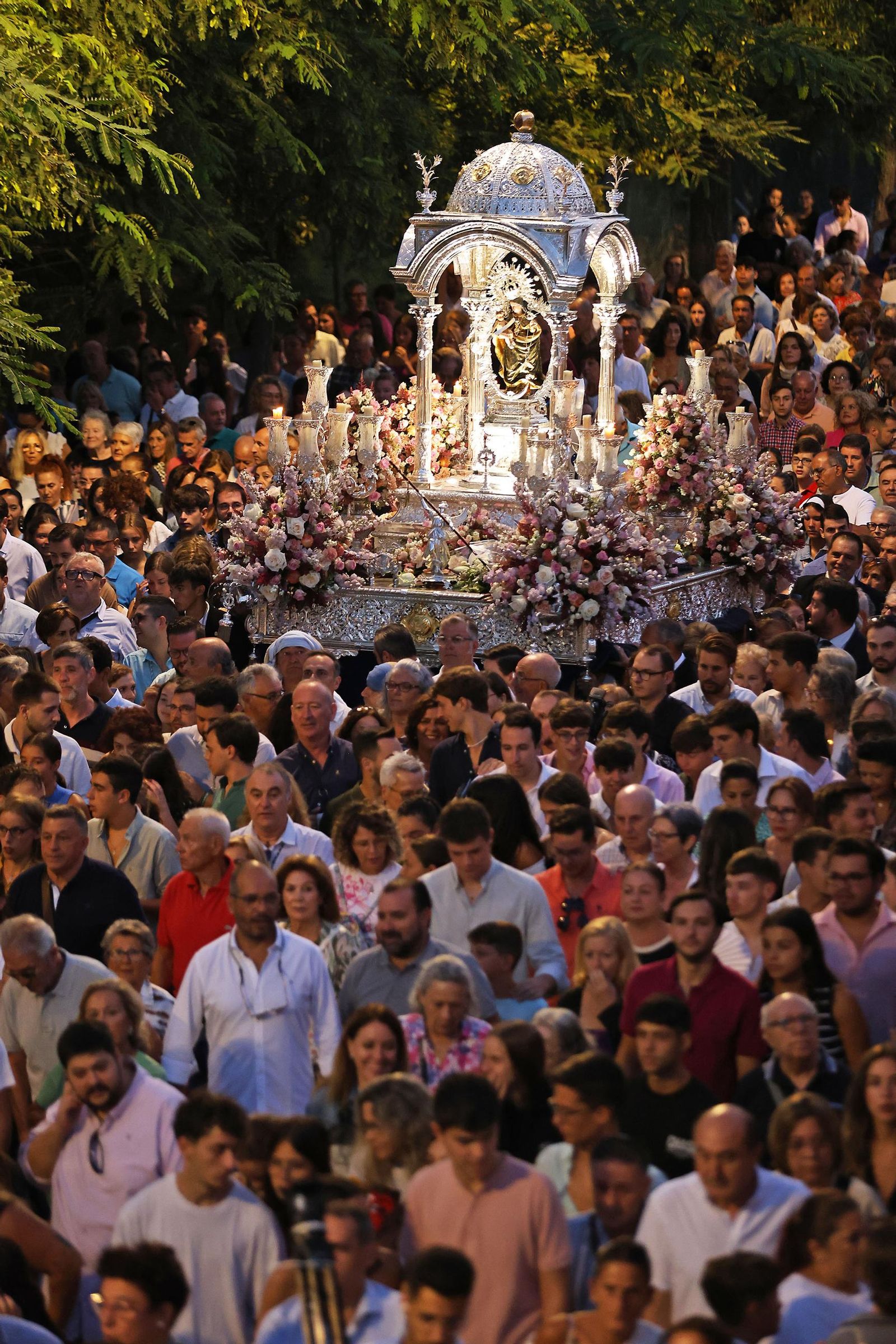 La bajada de la Virgen de La Cinta en imágenes