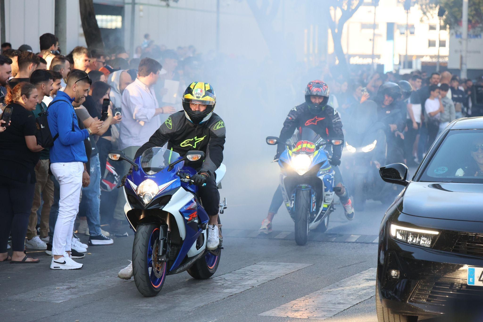 Ambiente motero en Jerez el jueves del Gran Premio de MotoGP