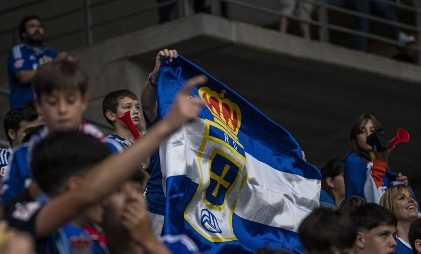 Las fotos del ascenso del Oviedo ante el Mirandés