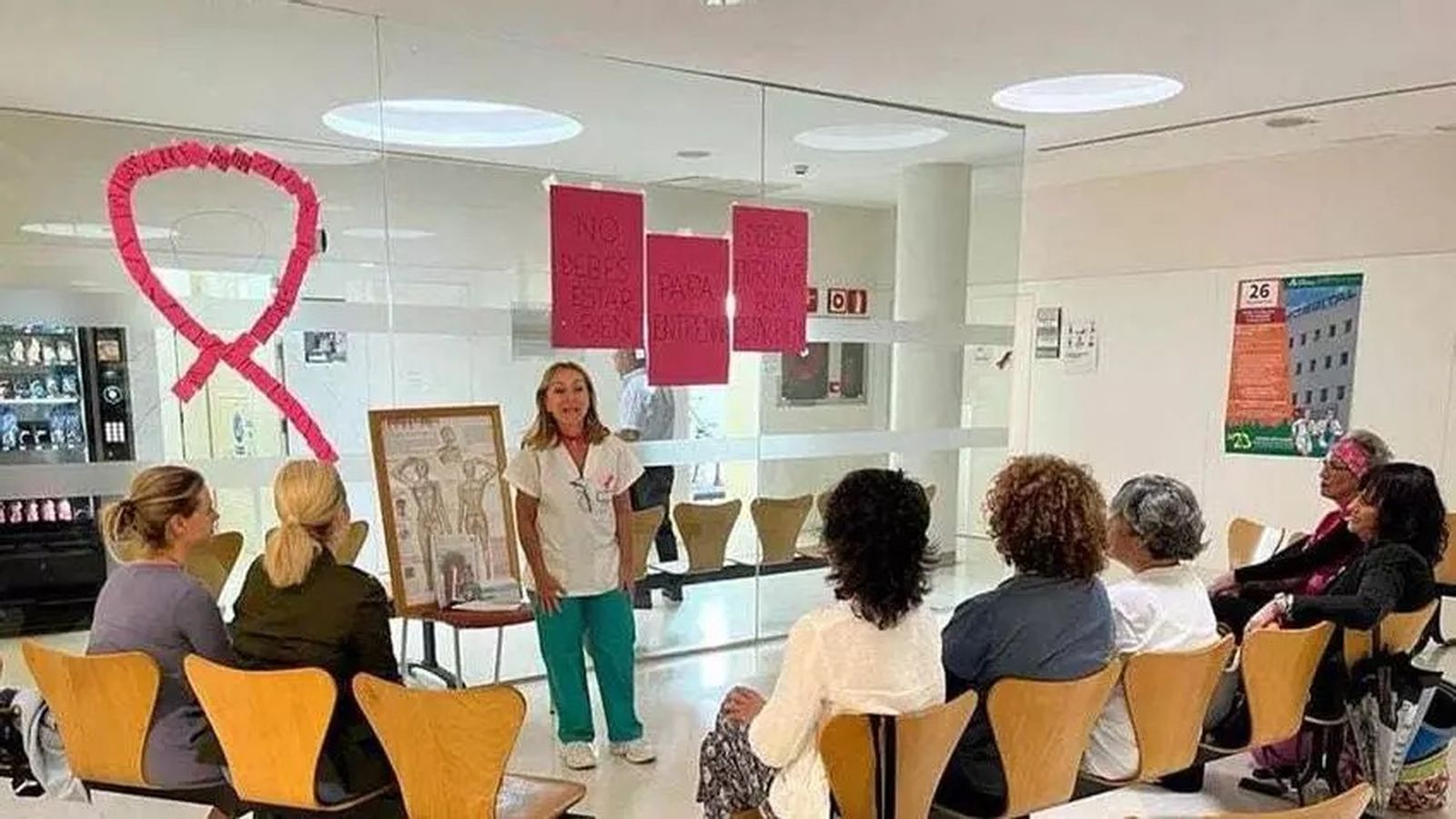 Taller de prevención de linfedema y autodrenaje con Sonia Pons, celebrado el pasado año.