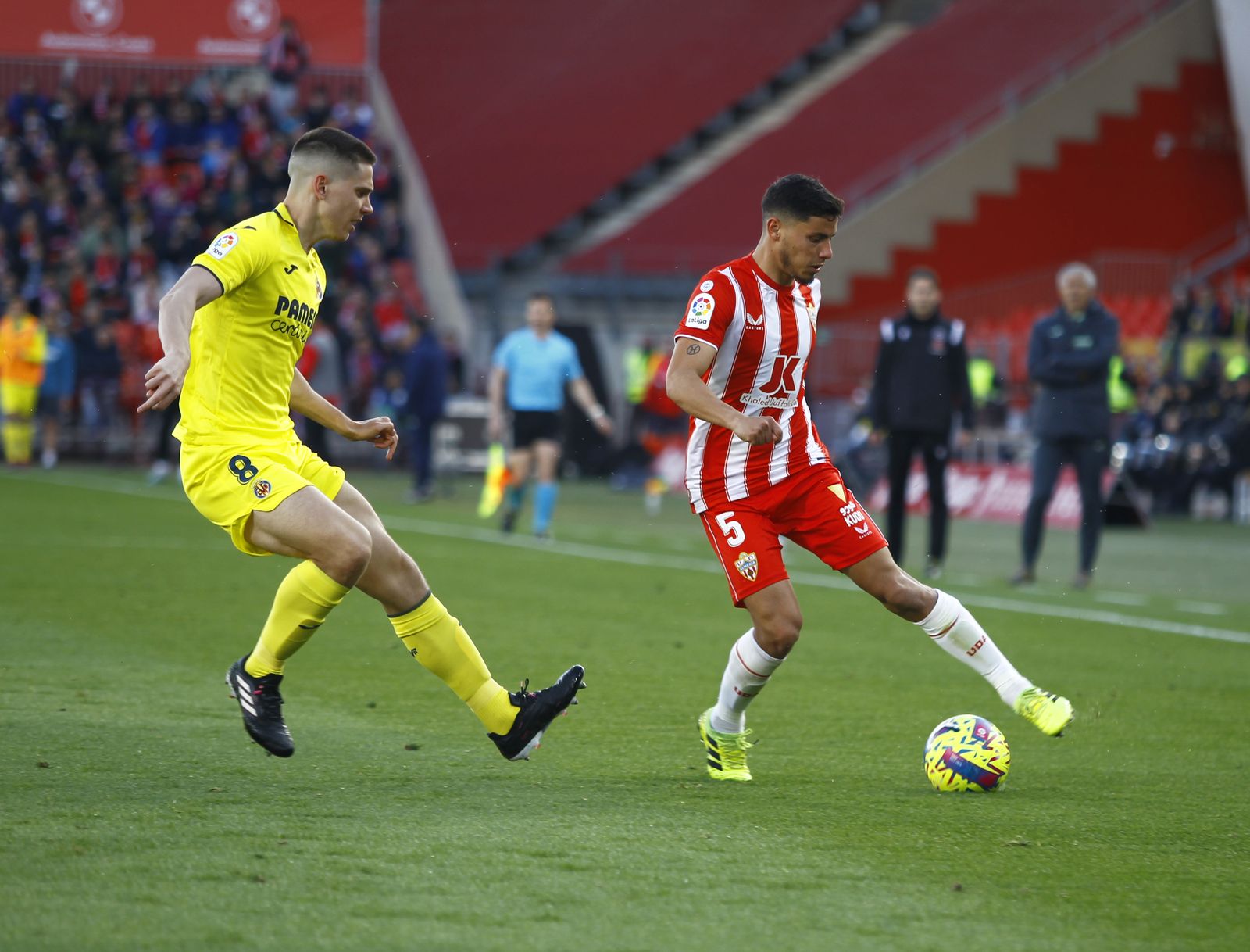 Imágenes de la derrota de la U.D. Almería ante el Villarreal por 0 a 2
