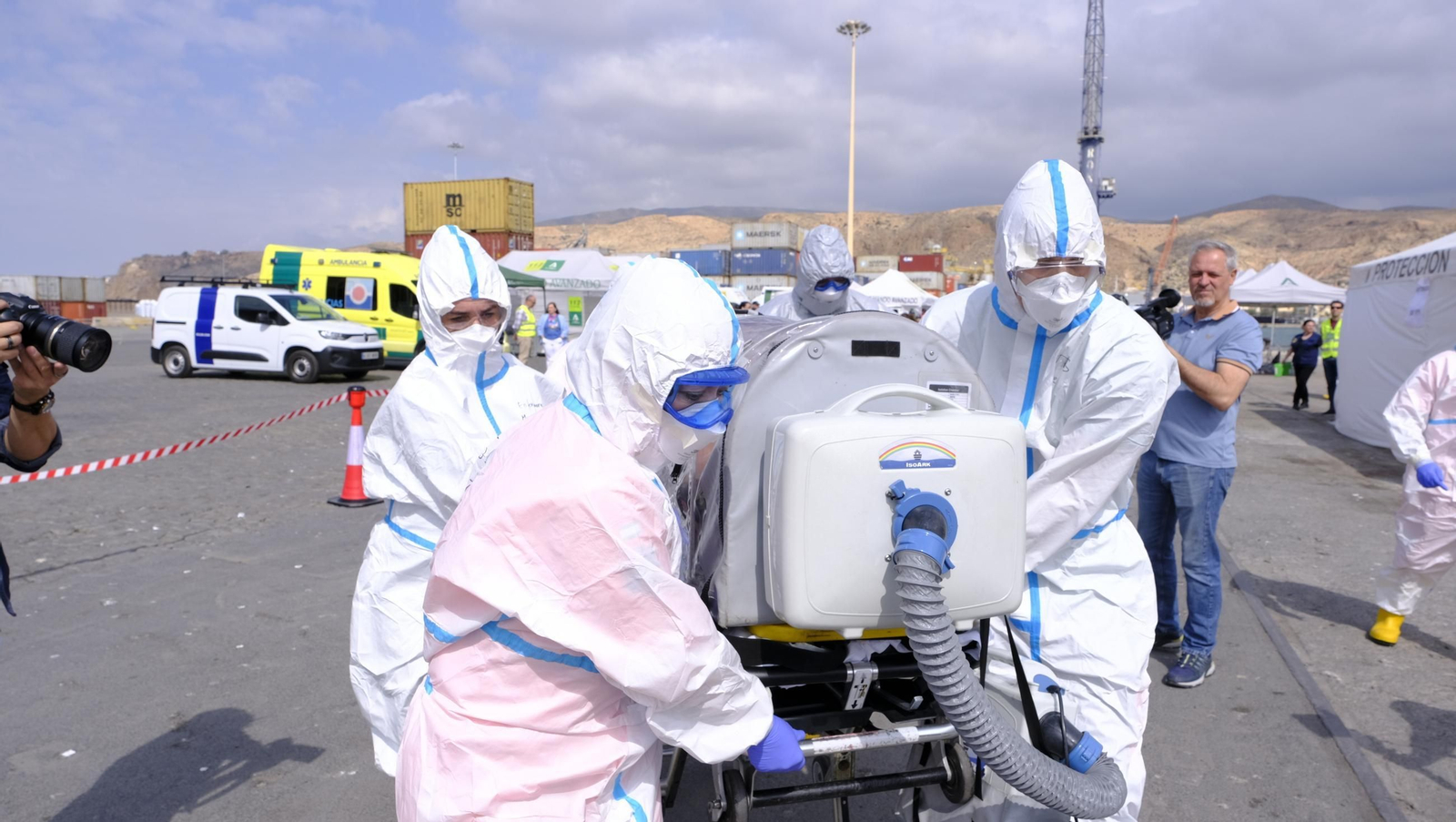 Ejercicio Marsec25 simulacro, en el Puerto de Almería, en imágenes