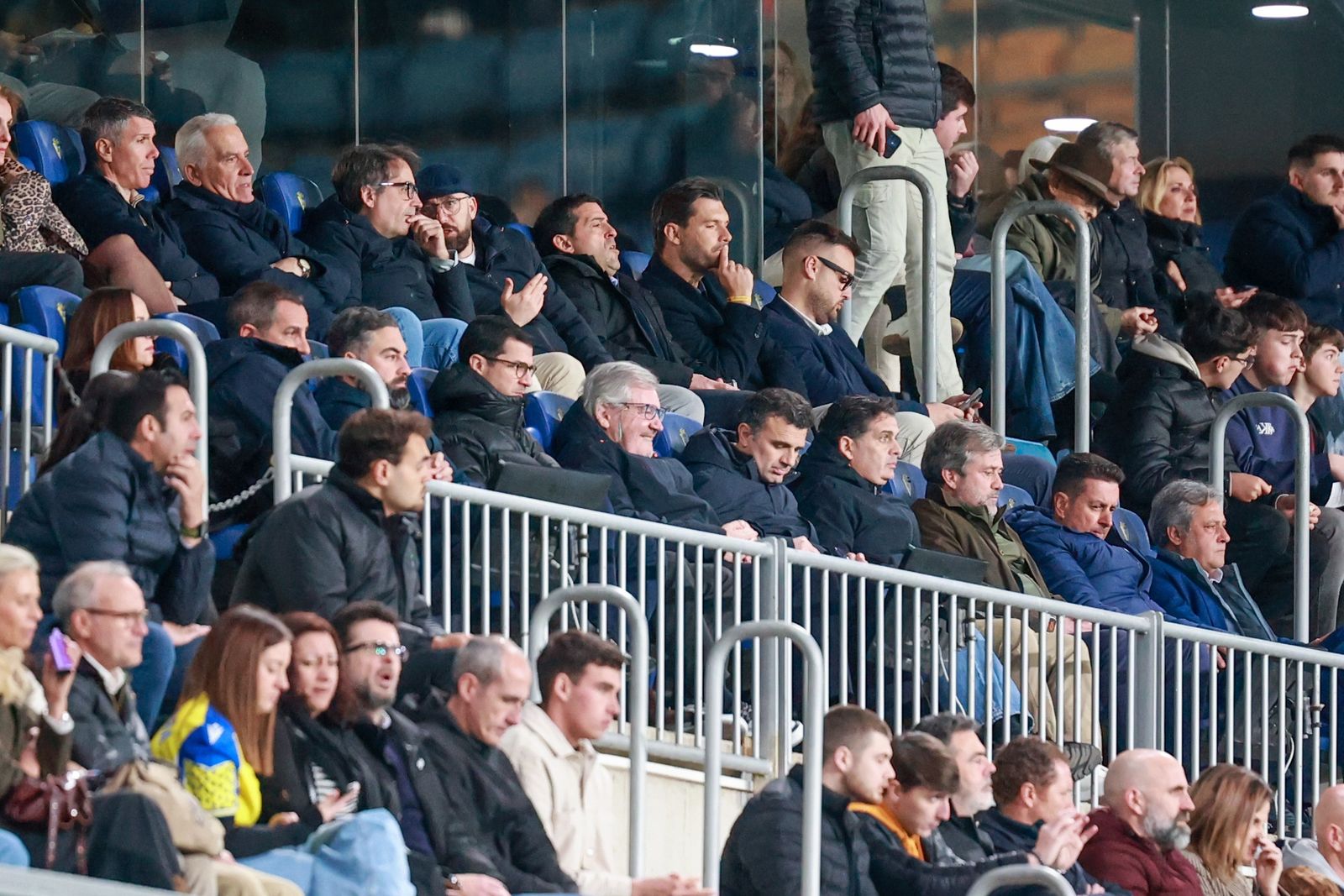 Palco de autoridades durante el partido Cádiz-Zaragoza.