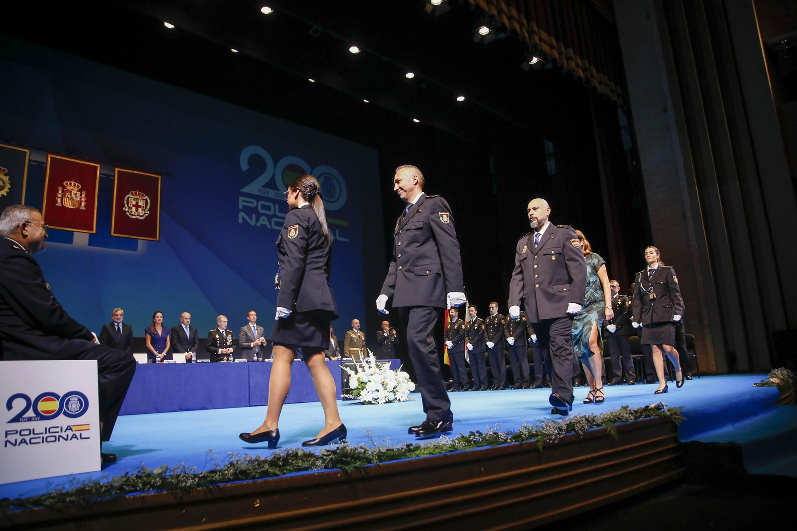 Las imágenes de la celebración del Patrón de la Policía Nacional en Almería, los Santos Ángeles Custodios