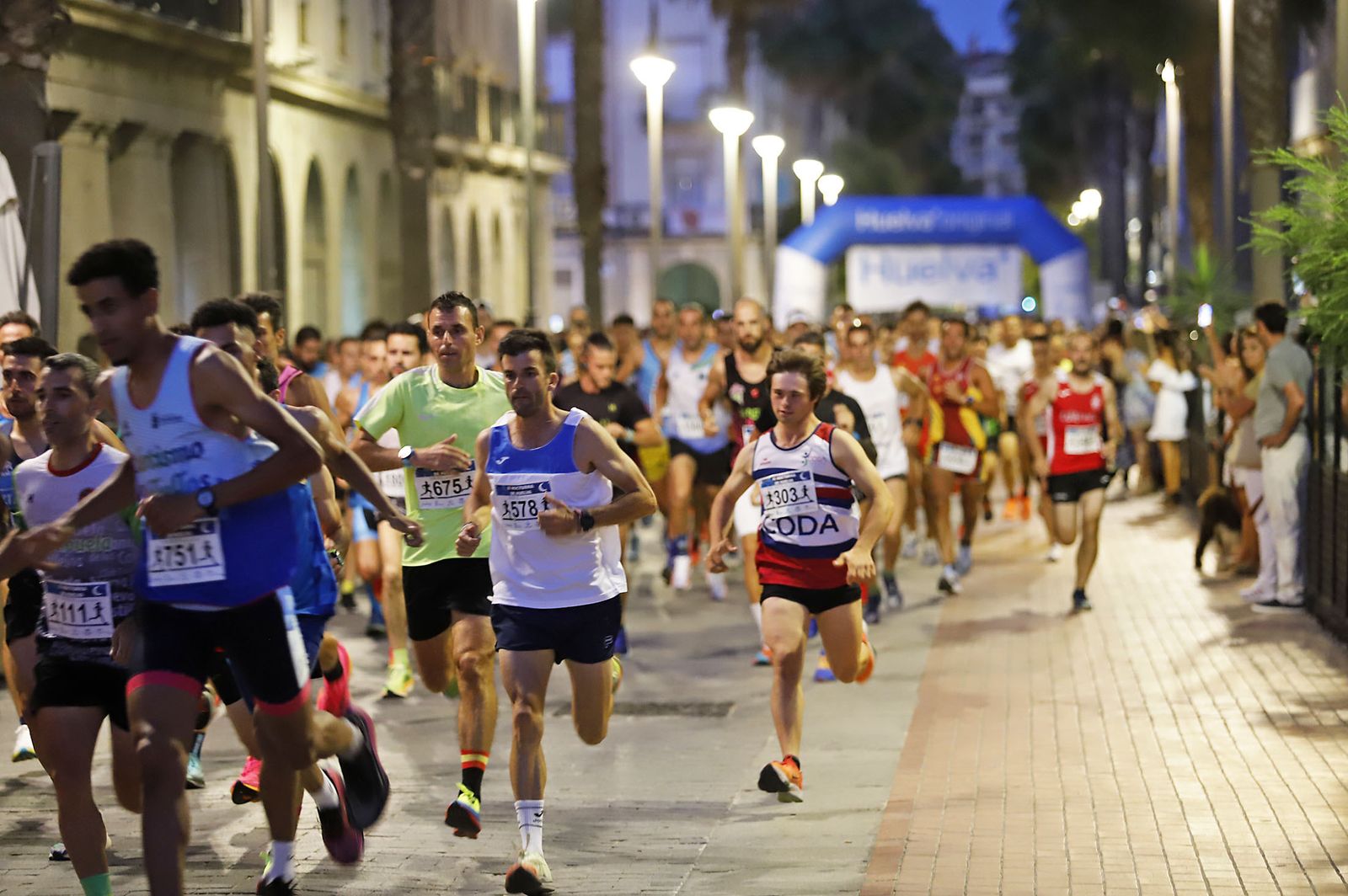 Imágenes de la Carrera Nocturna de Huelva