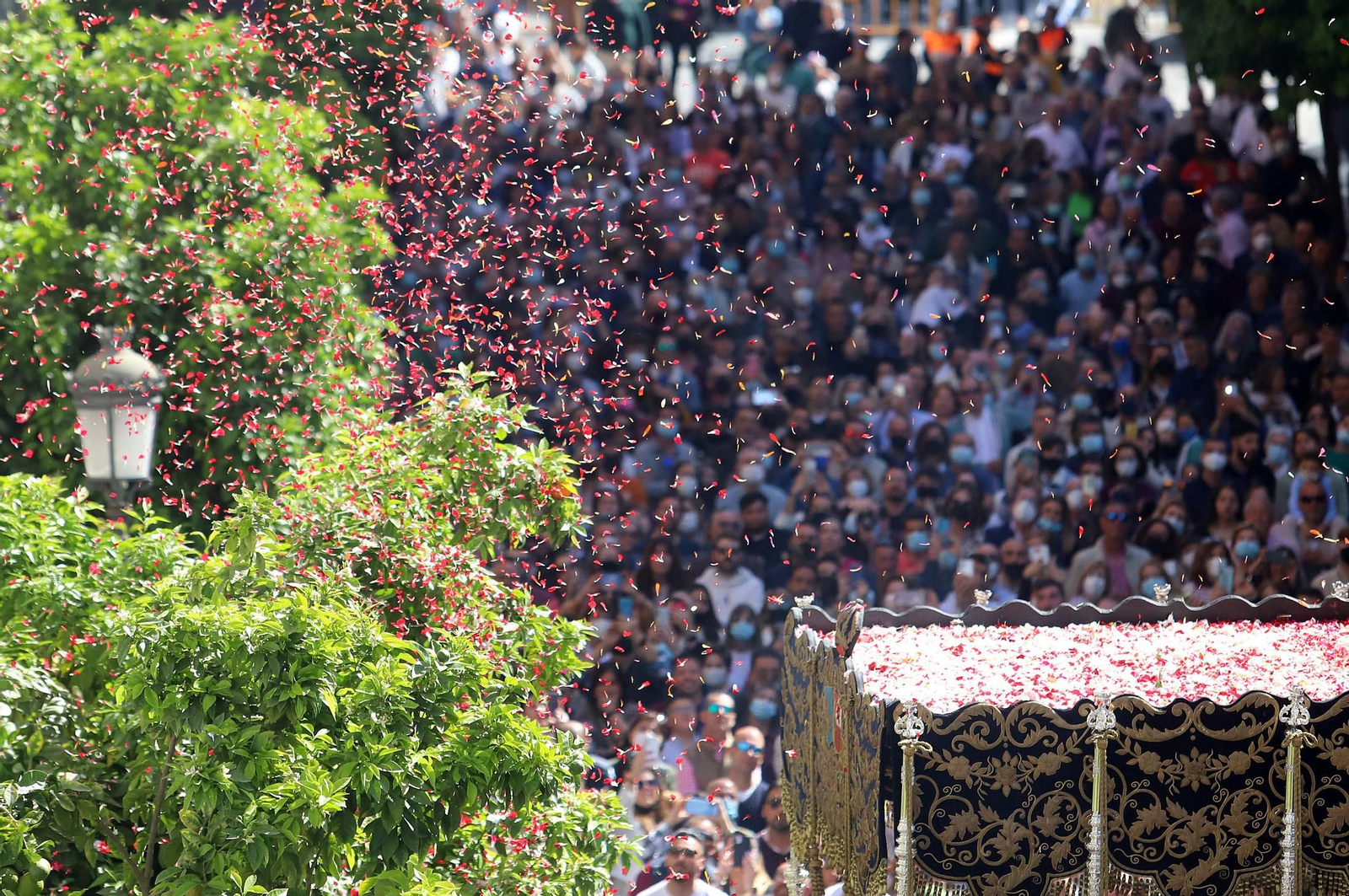 Imágenes del Nazareno en la madrugá de Huelva
