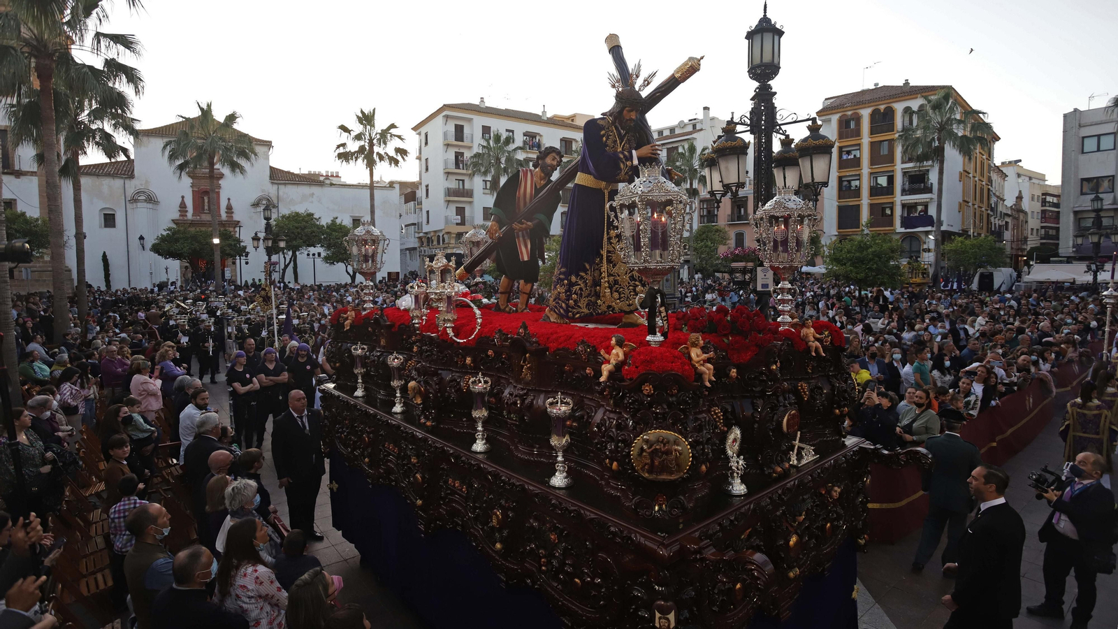 El Nazareno, a su paso por la carrera oficial en la Semana Santa de 2022.