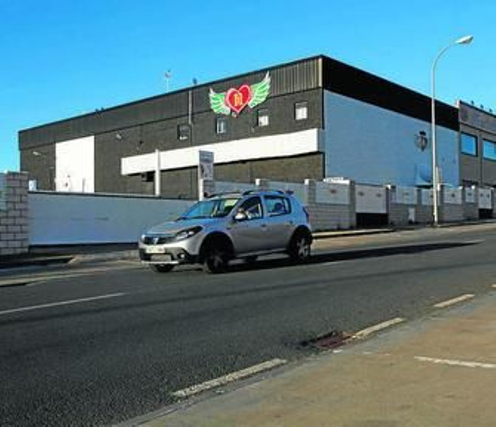 Instalaciones del club de alterne que investiga la Guardia Civil.