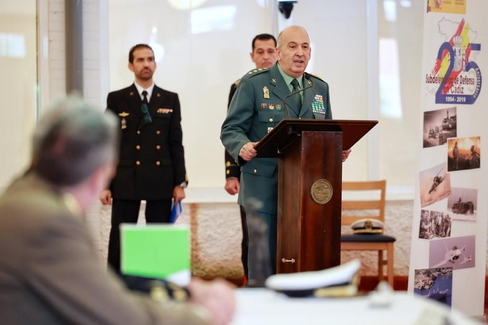 Las imágenes del día de la Subdelegación de Defensa en Cádiz y entrega de reconocimientos