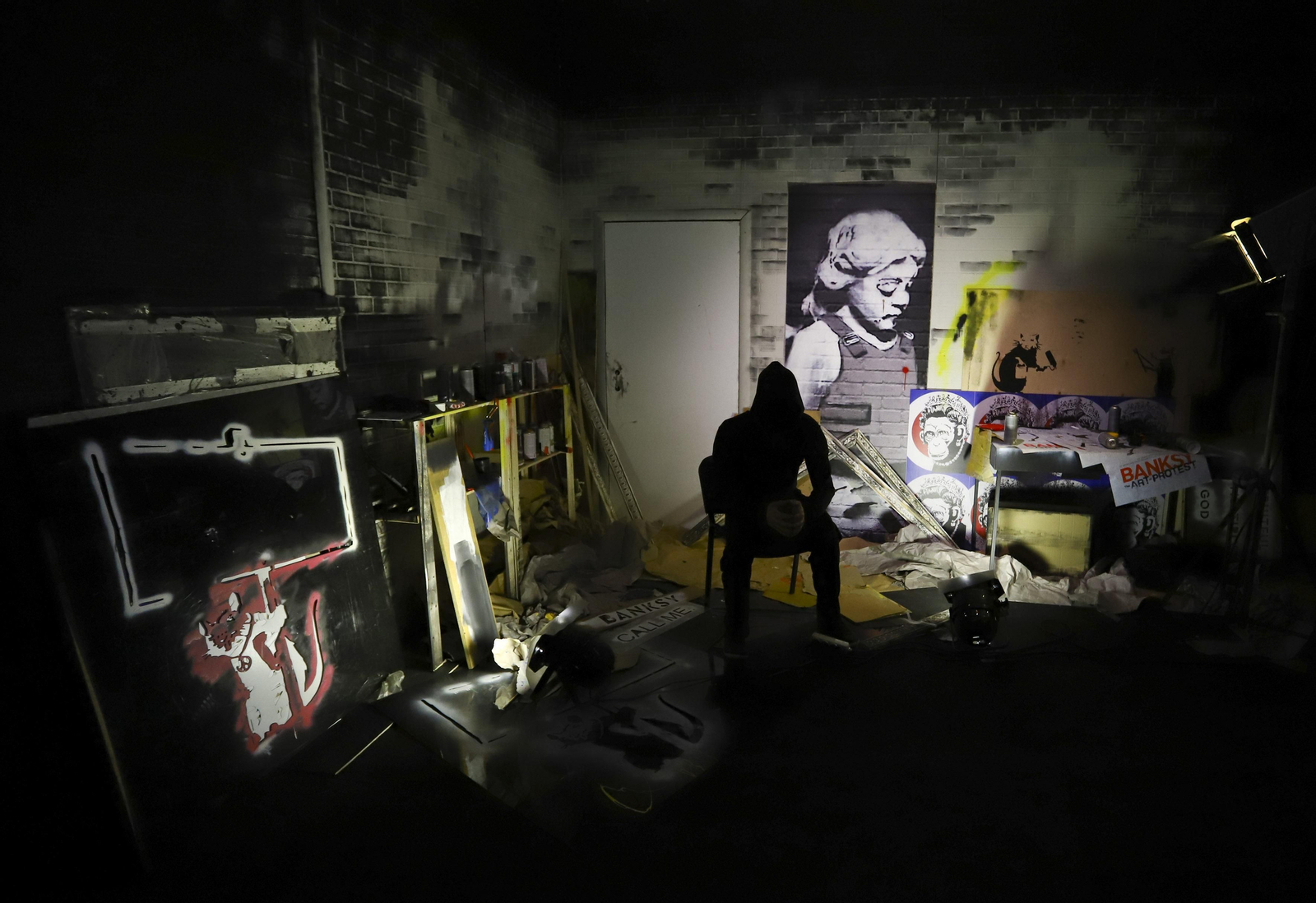 Las fotos de la exposición 'Banksy. The art of protest' en La Térmica, en Málaga