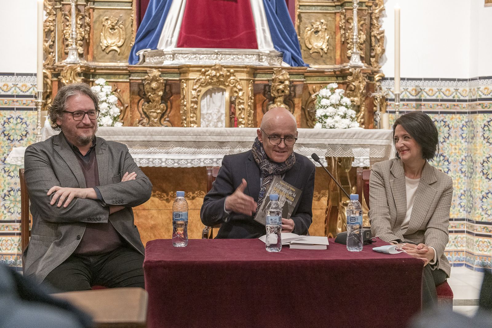 David González Romero, Manuel Jesús Roldán y María José Caldero durante la presentación