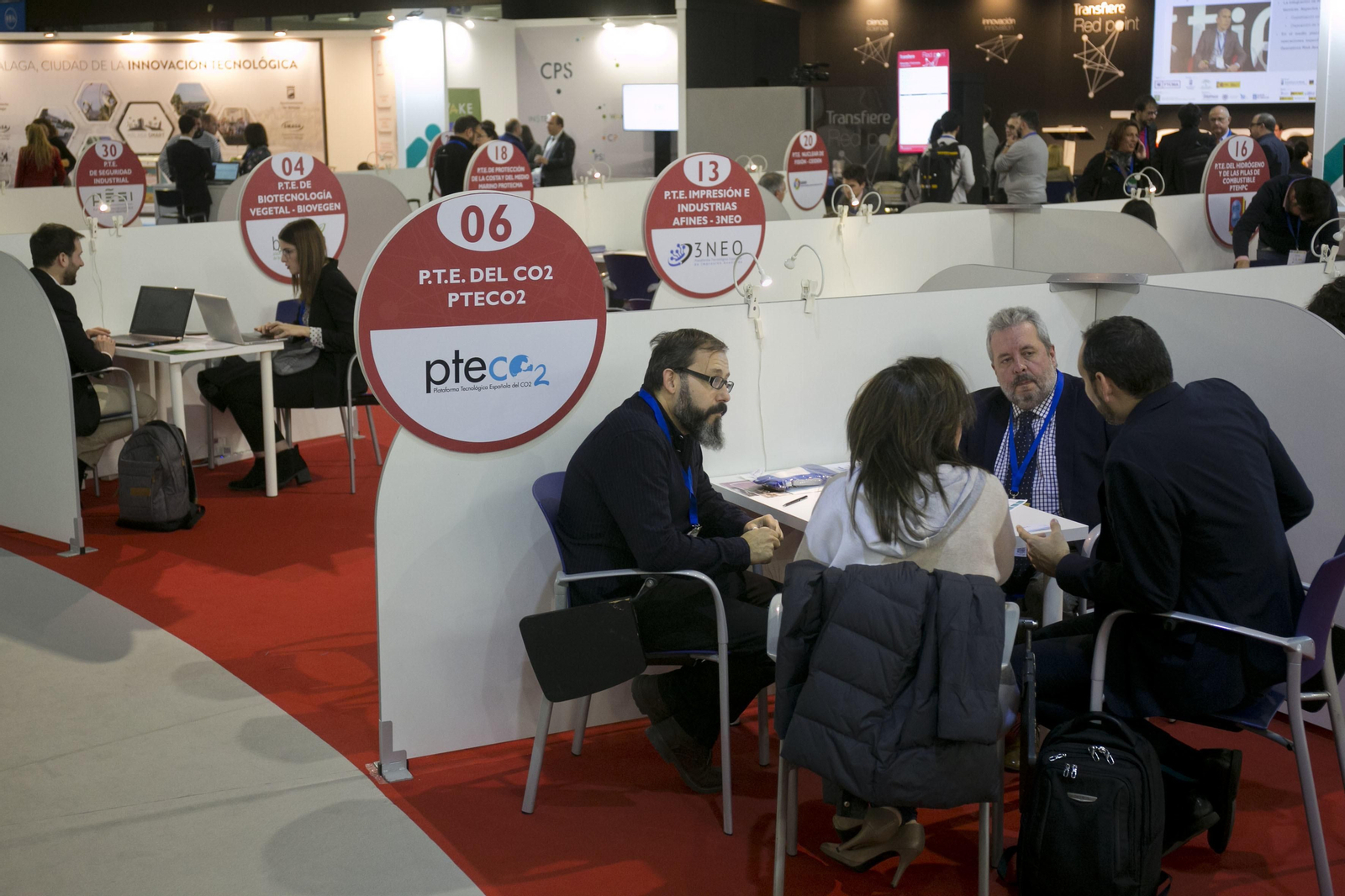 Encuentros de trabajo en el Foro Transfiere.