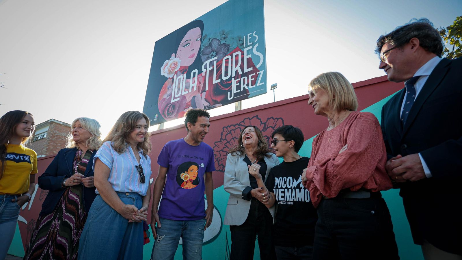 Colocación de la primera piedra para la ampliación del Instituto Lola Flores.