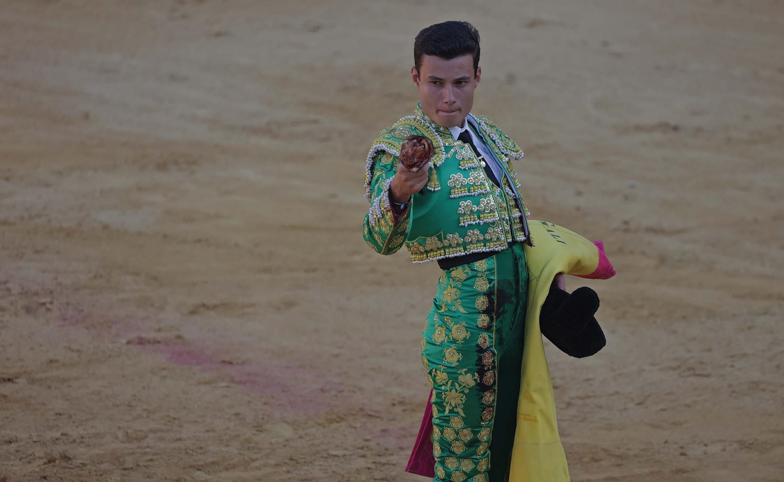 Fotos de la novillada sin picadores del miércoles de la Feria Real de Algeciras 2025